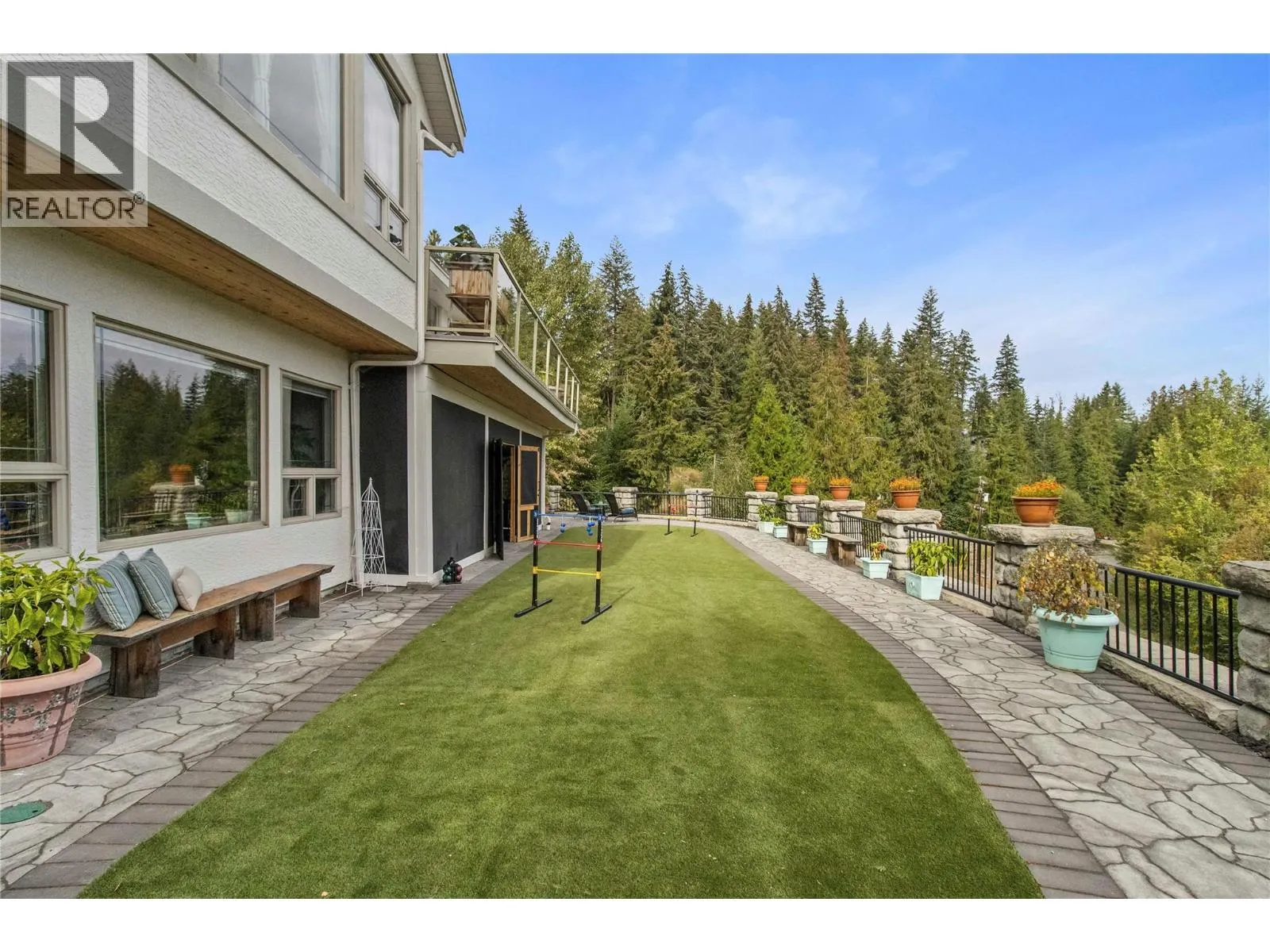 2422 Waverly Drive