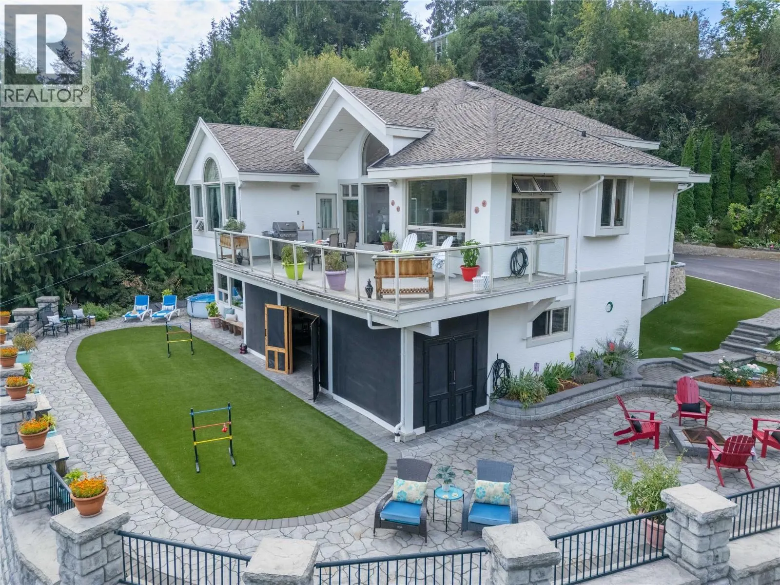 2422 Waverly Drive