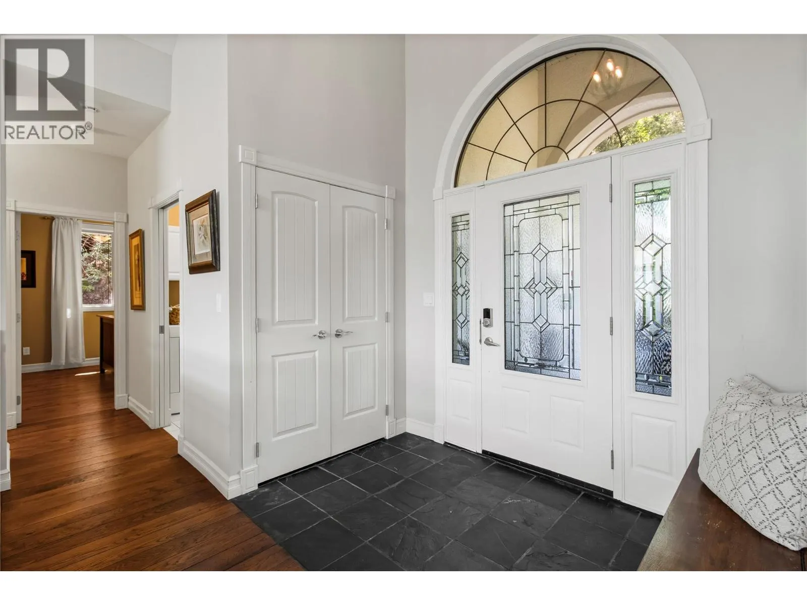 2422 Waverly Drive