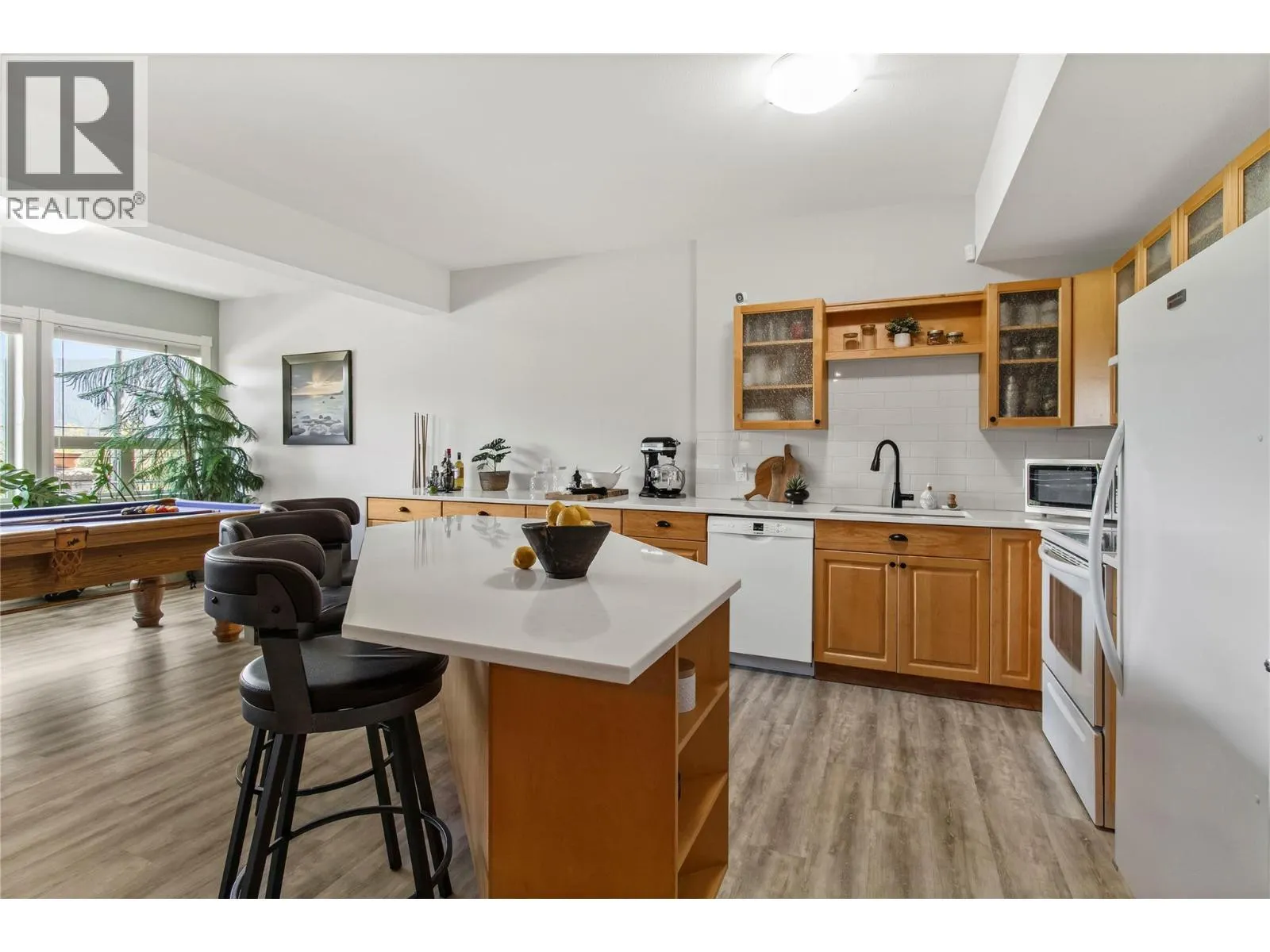 2422 Waverly Drive