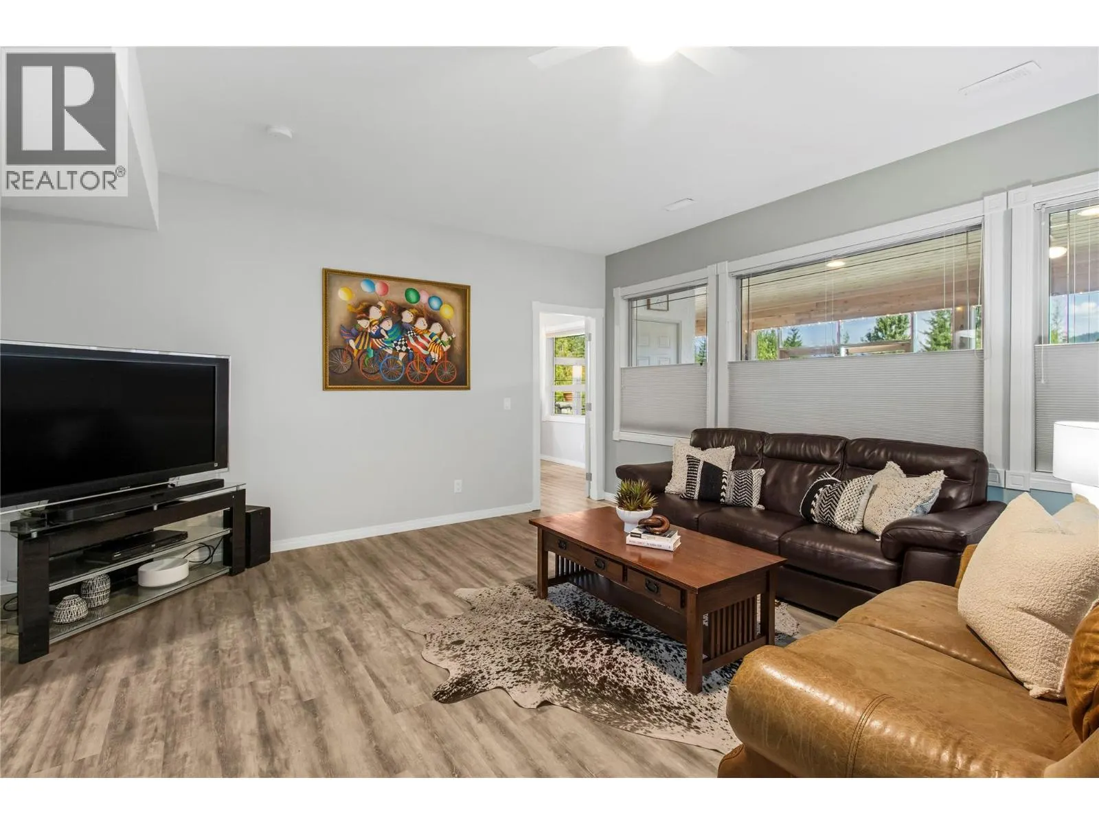 2422 Waverly Drive