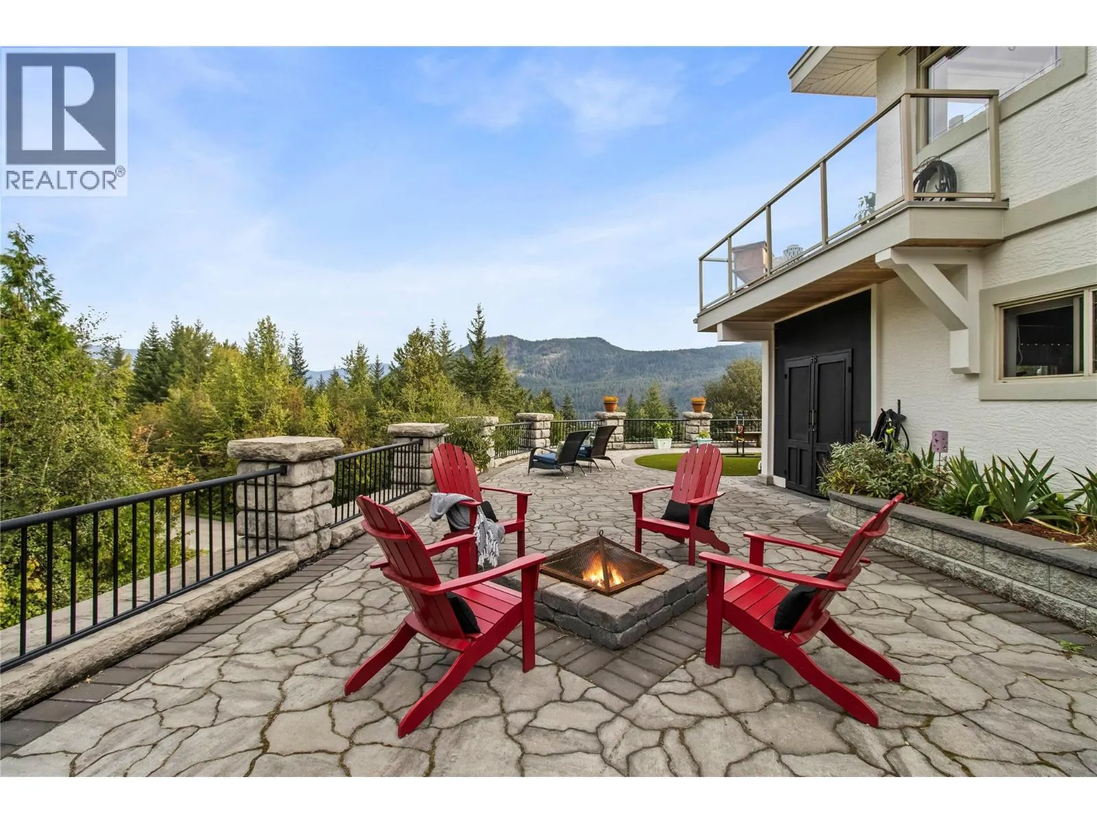 2422 Waverly Drive