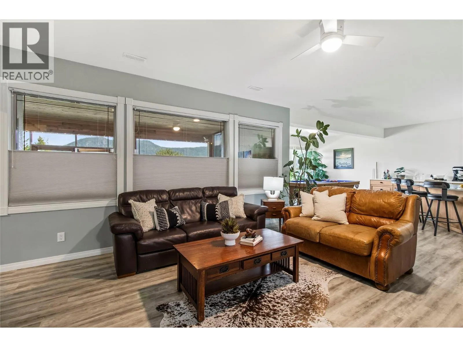 2422 Waverly Drive