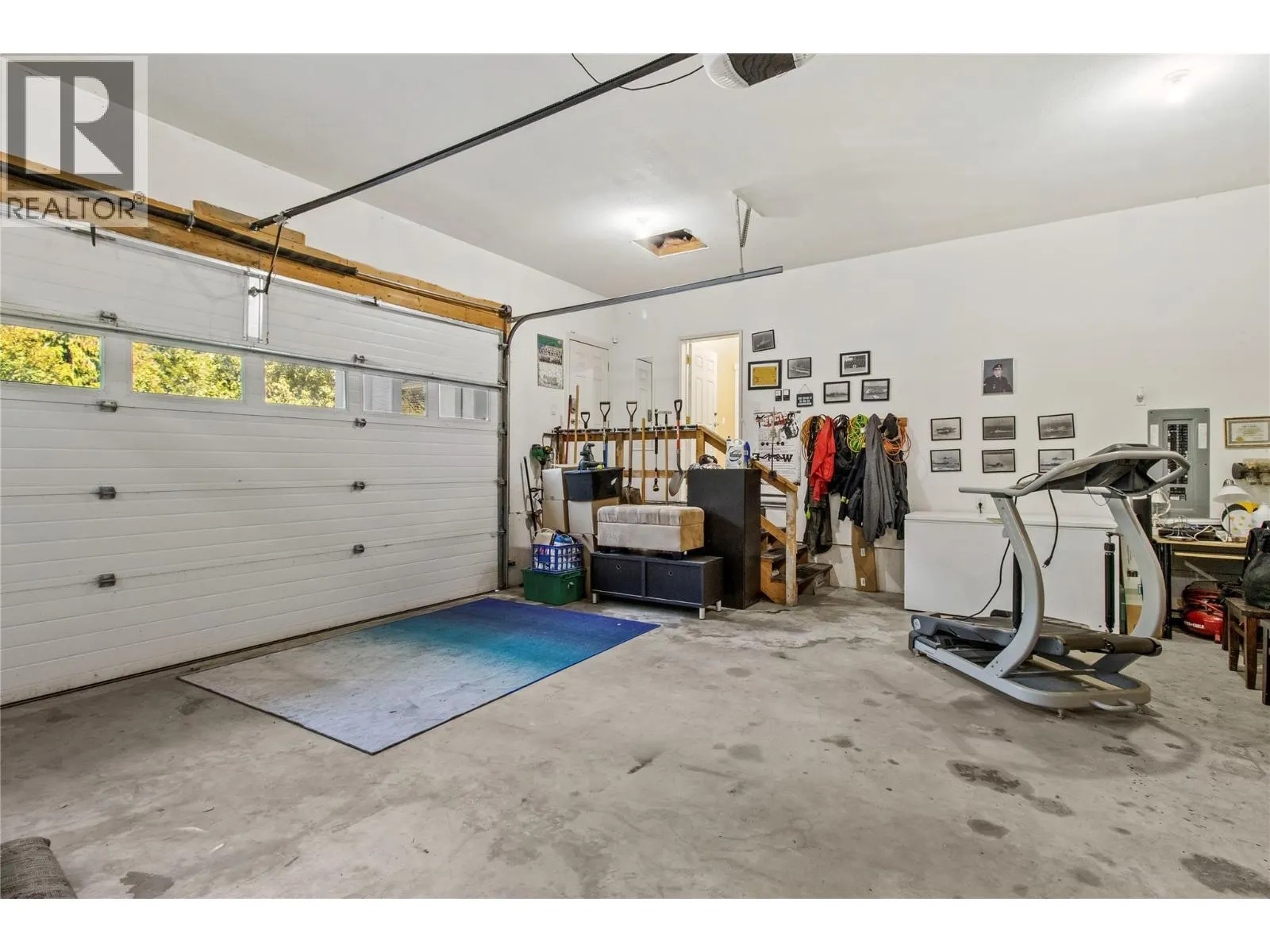 2422 Waverly Drive