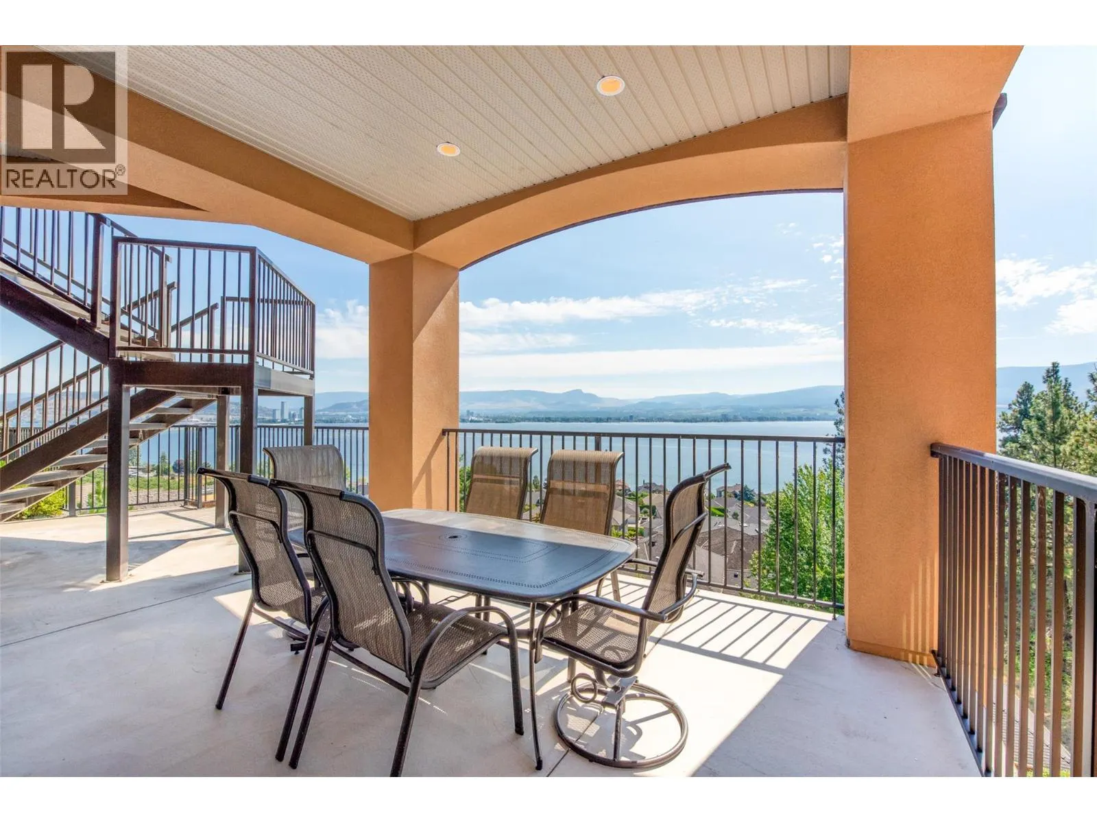 2513 Casa Palmero Drive