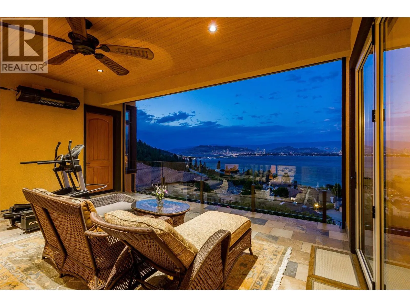 2513 Casa Palmero Drive