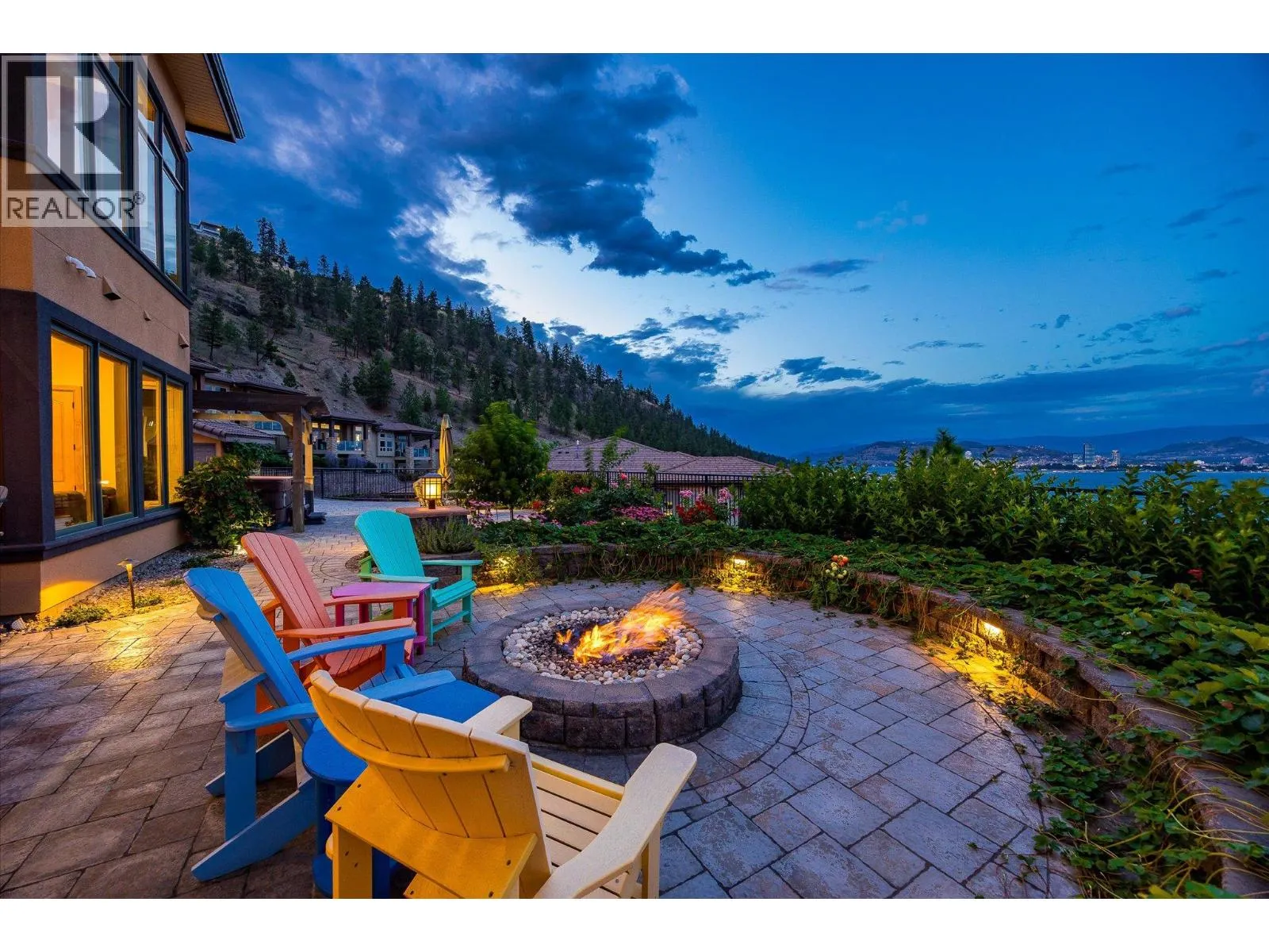 2513 Casa Palmero Drive