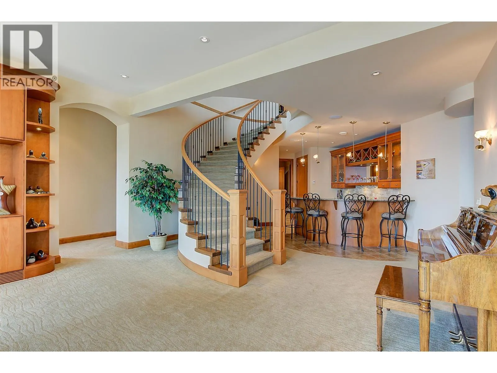 2513 Casa Palmero Drive