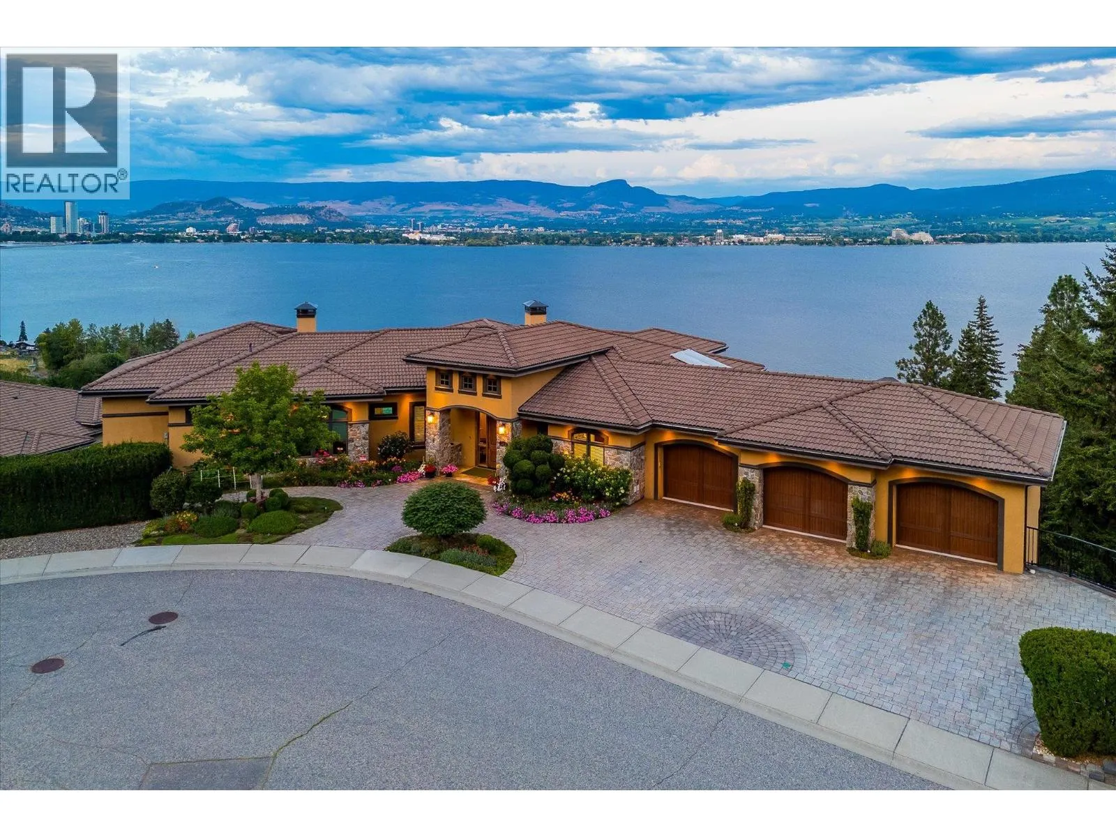 2513 Casa Palmero Drive