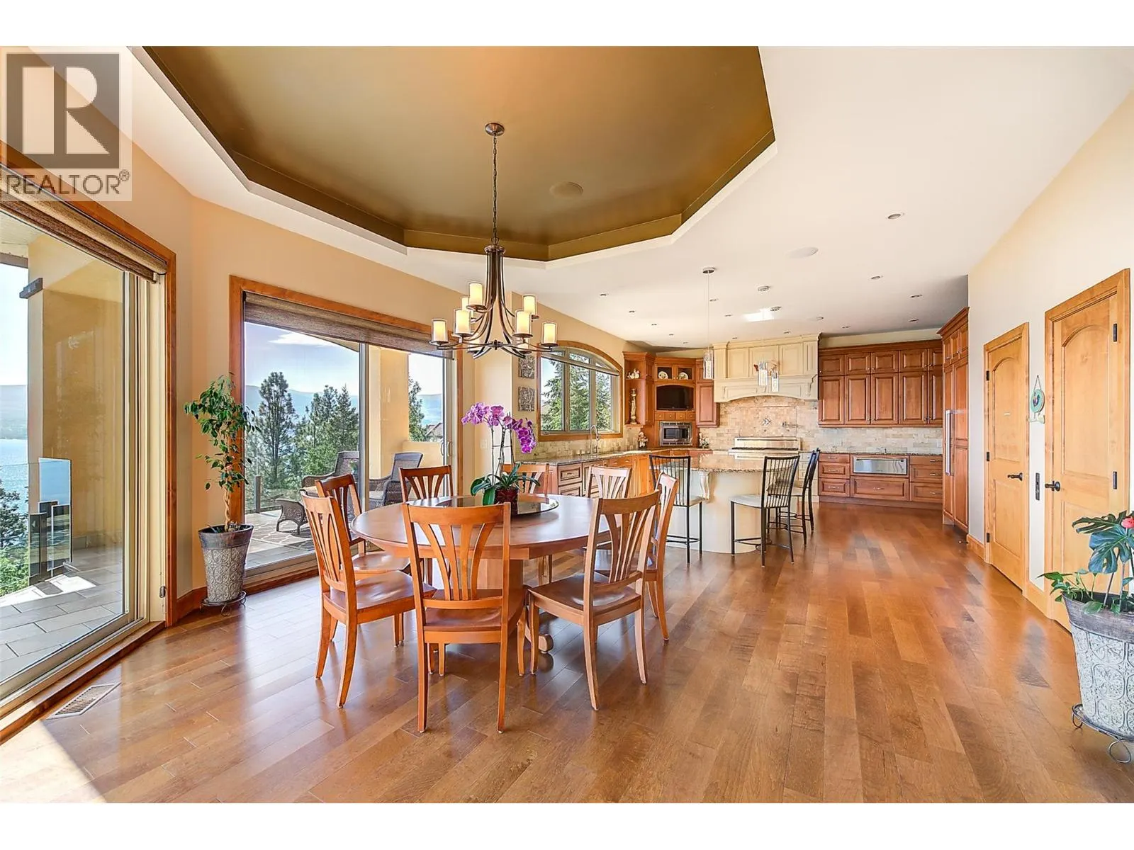 2513 Casa Palmero Drive