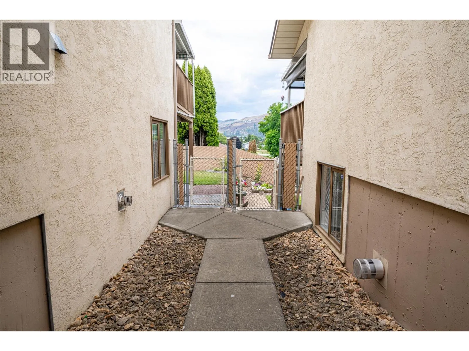 3930 20 Street Unit# 20