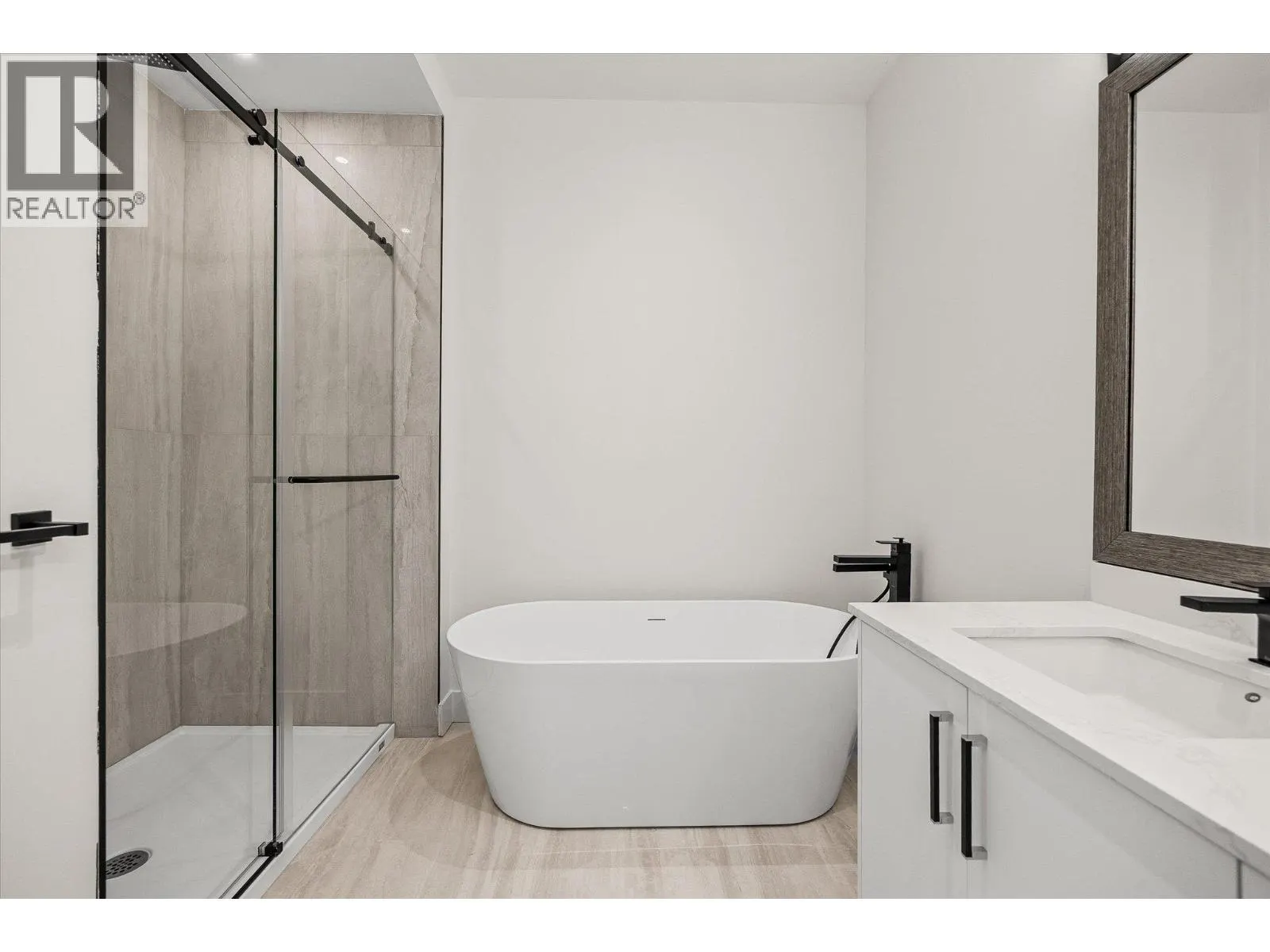 840 Grenfell Avenue Unit# 1