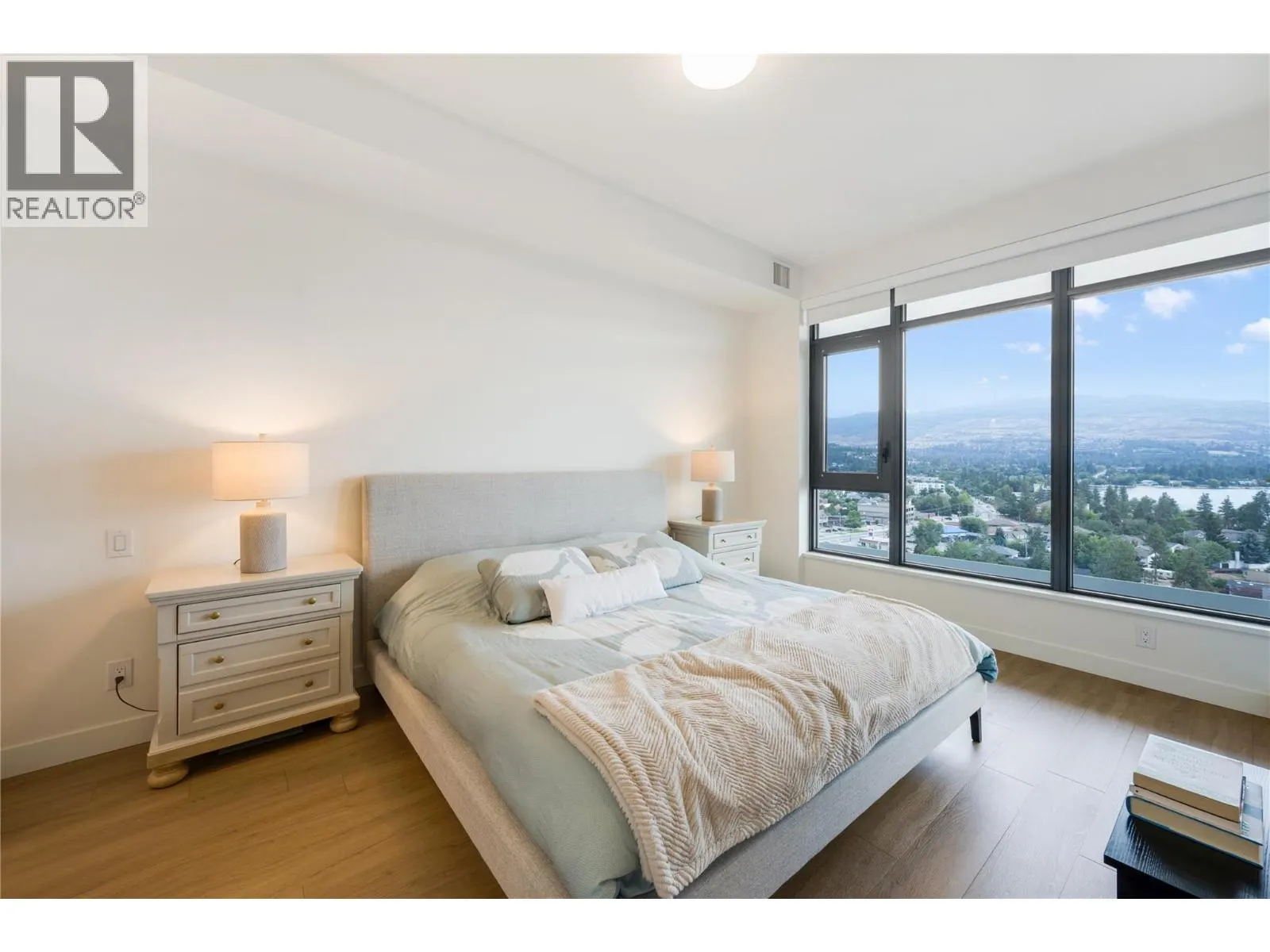 3699 Capozzi Road Unit# PH3