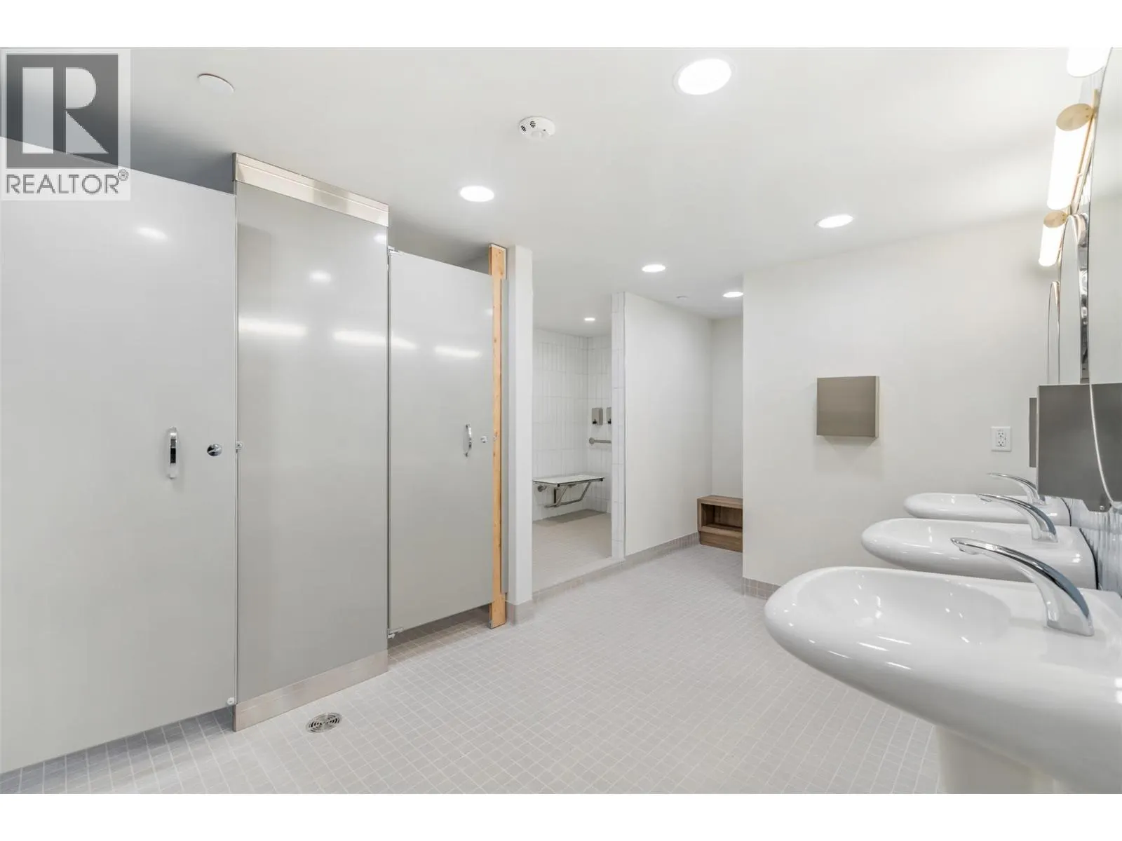 3699 Capozzi Road Unit# PH3