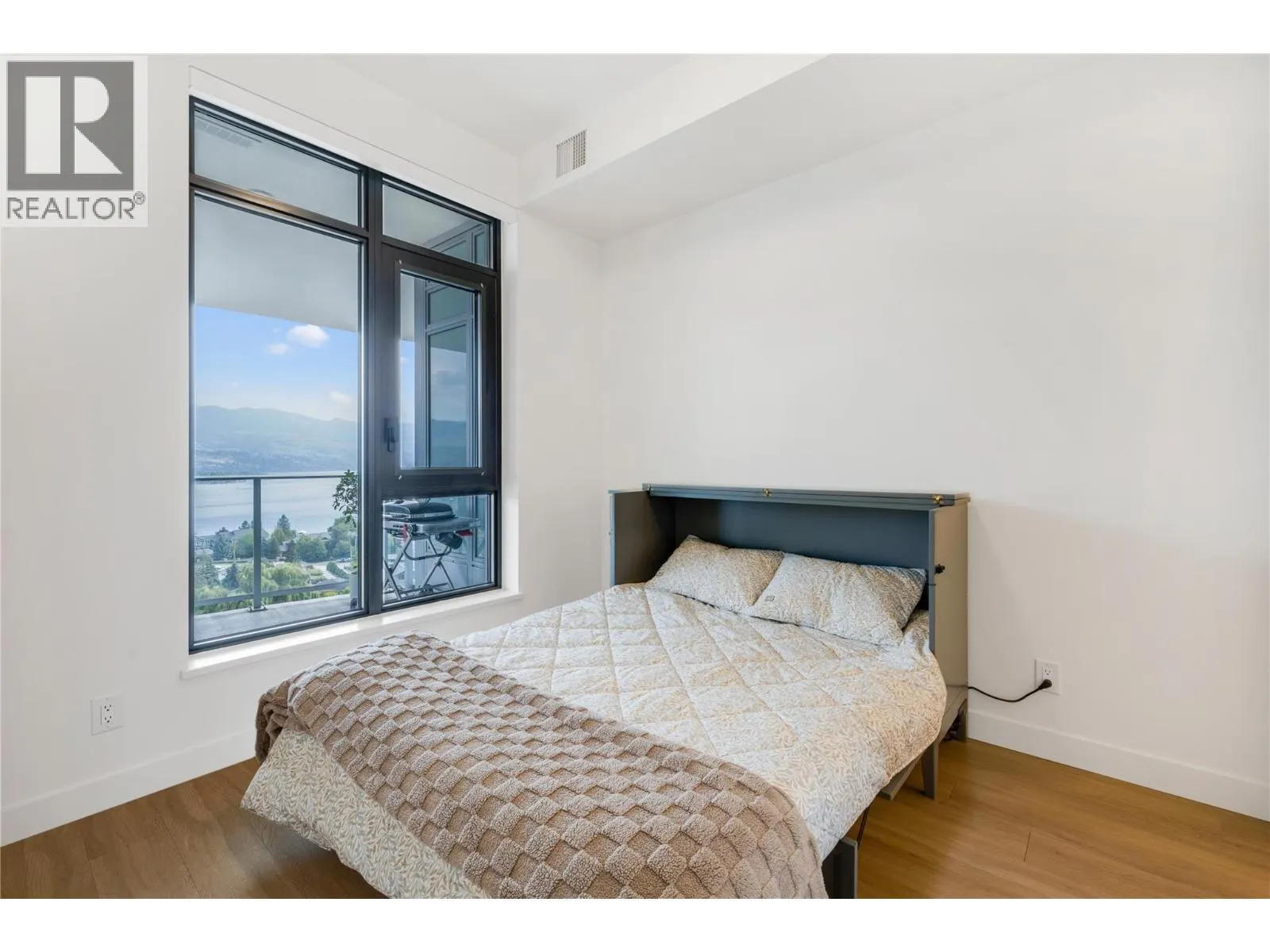 3699 Capozzi Road Unit# PH3