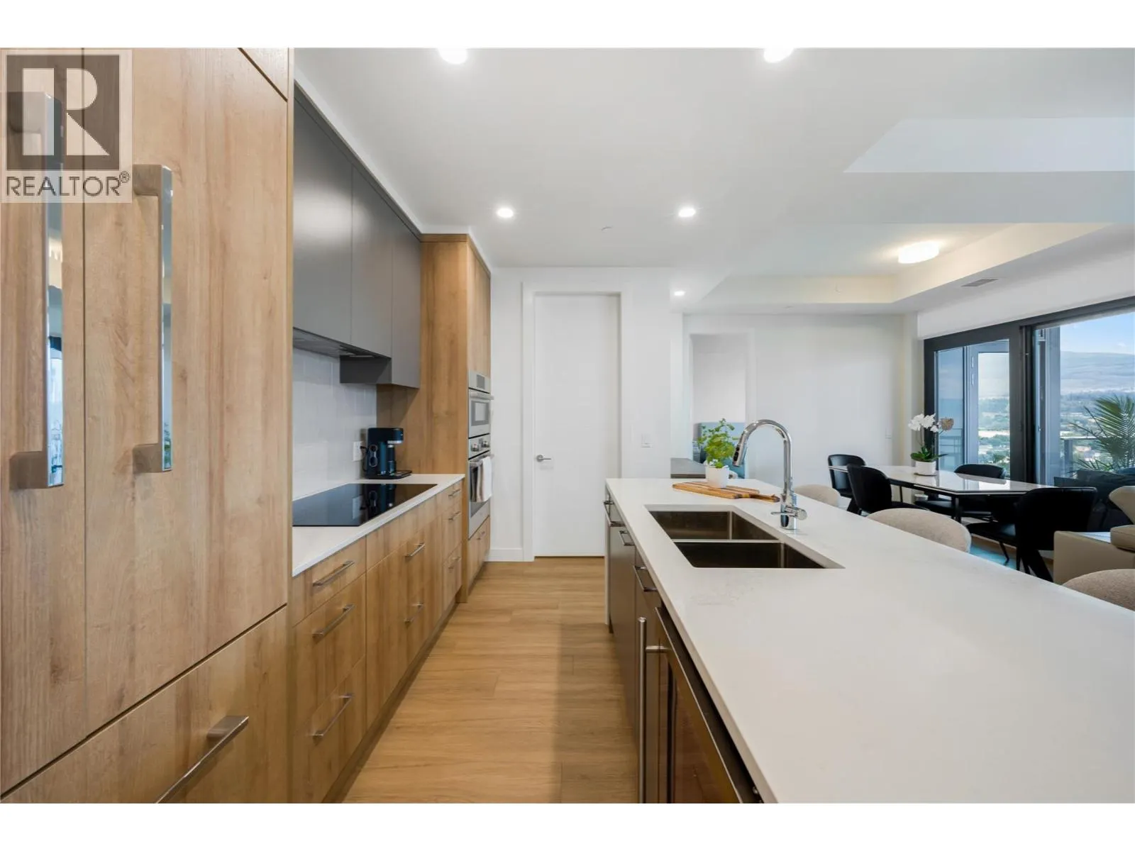 3699 Capozzi Road Unit# PH3