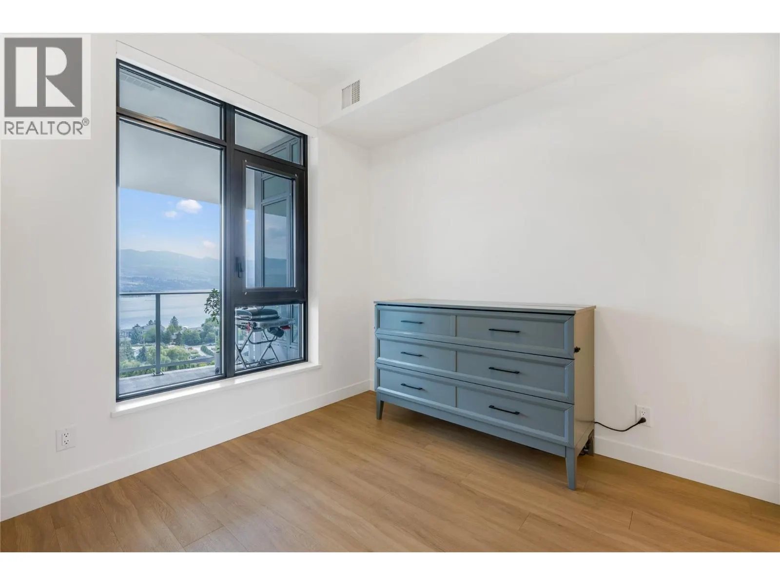 3699 Capozzi Road Unit# PH3