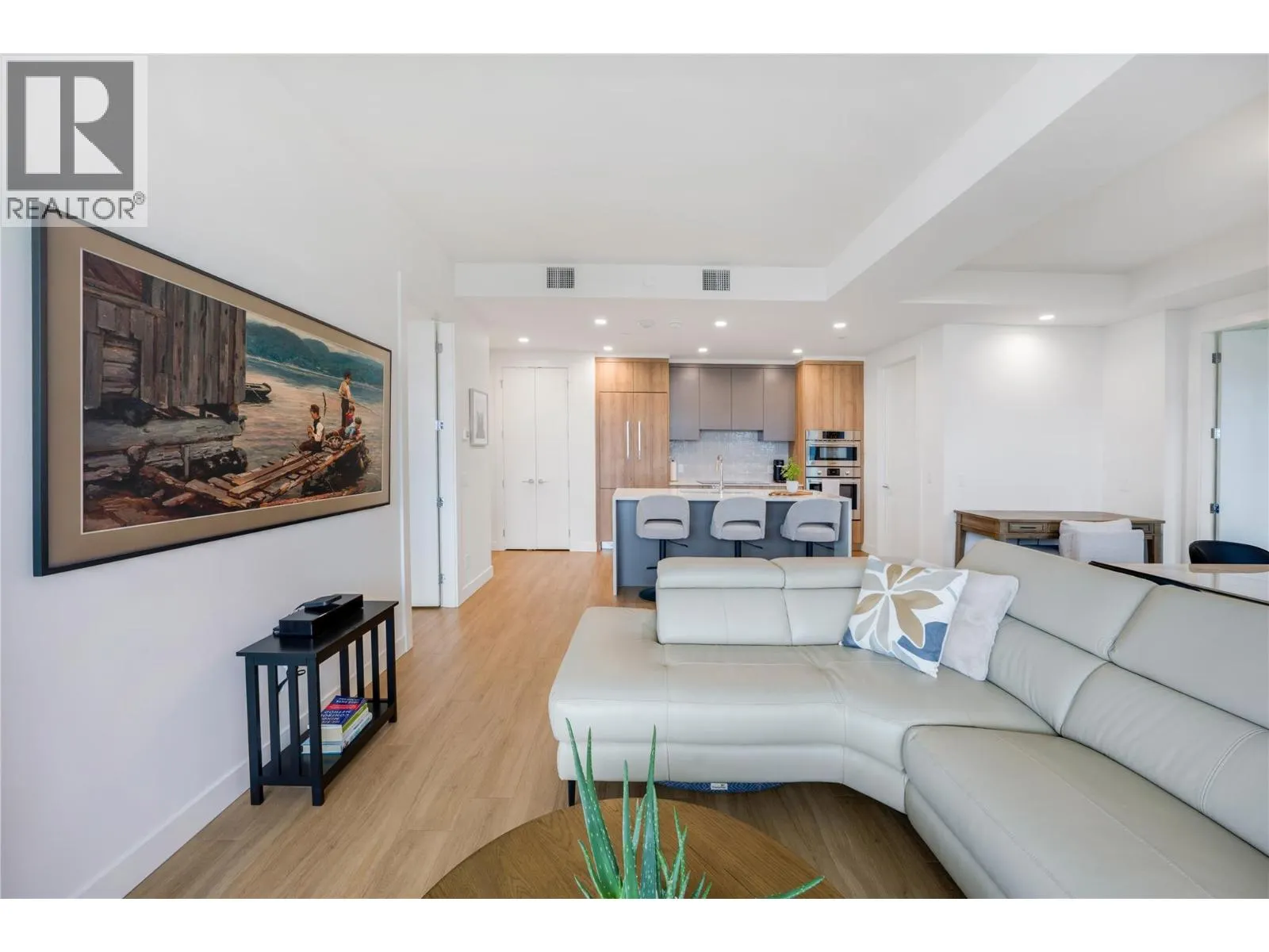 3699 Capozzi Road Unit# PH3