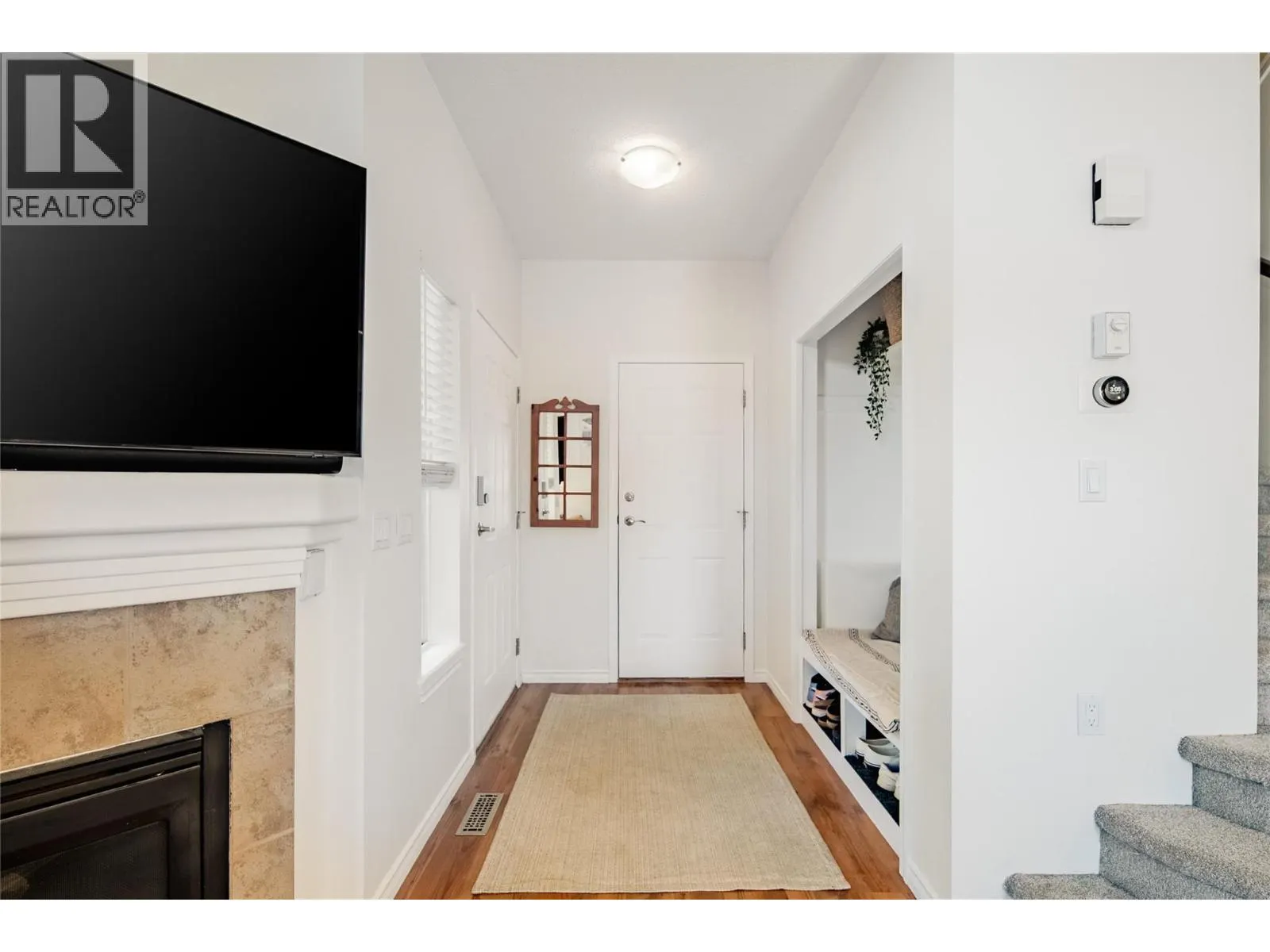 2174 Sunview Drive