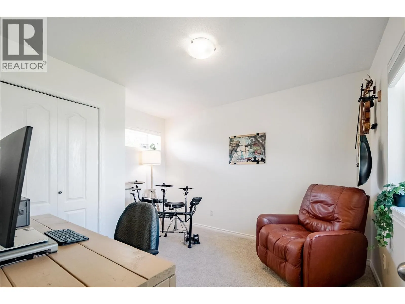 2174 Sunview Drive