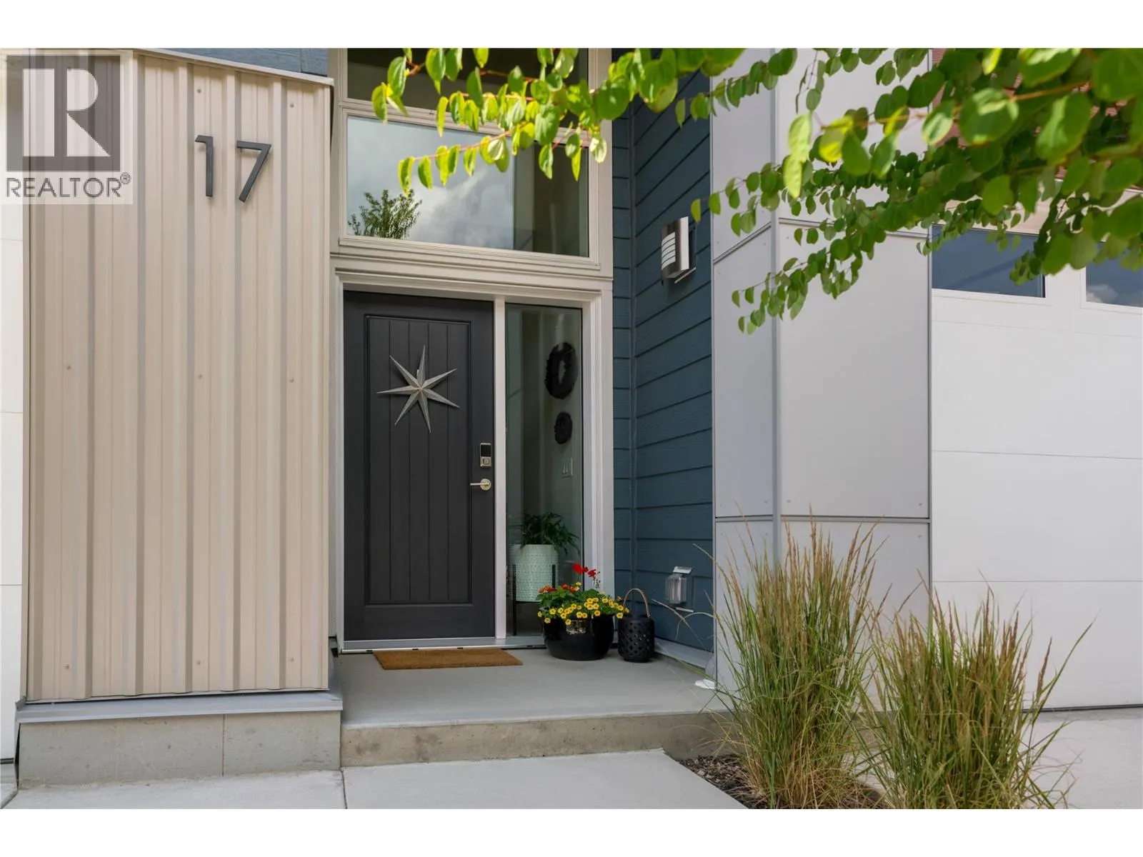 3719 WOODSDALE Road Unit# 17