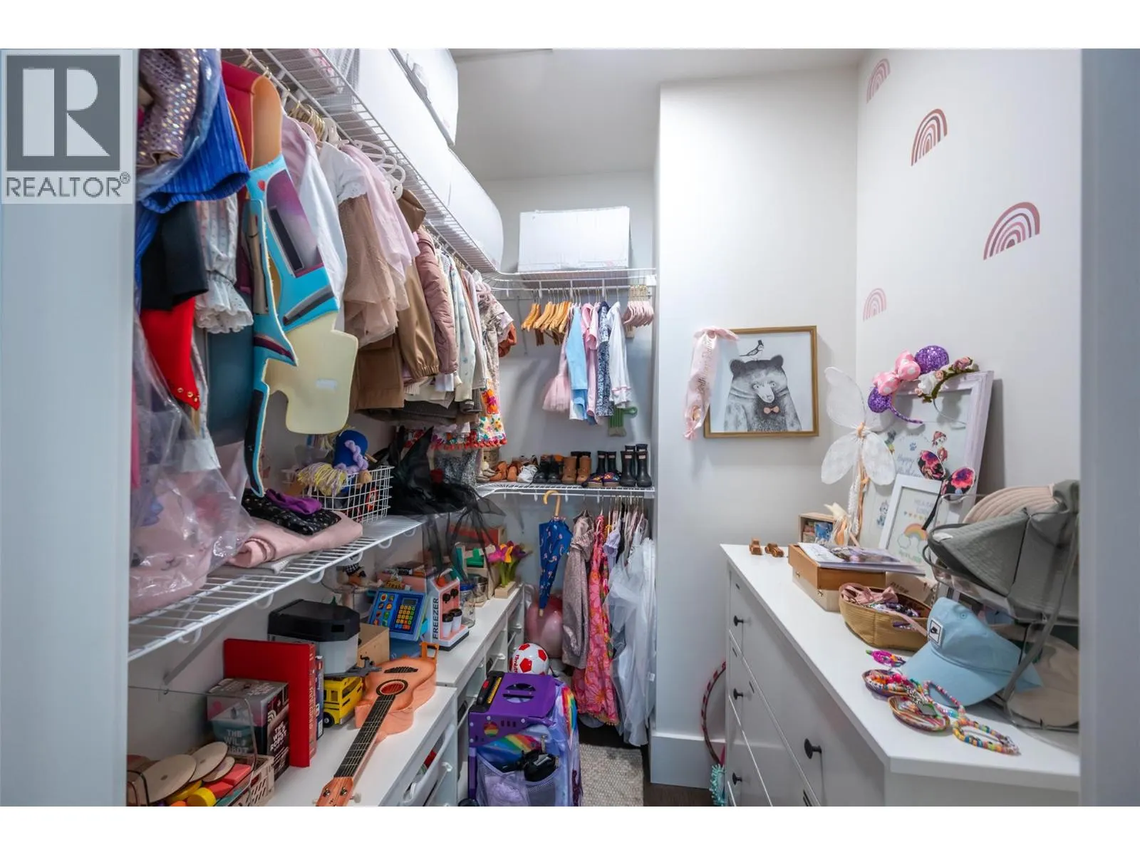 6709 VICTORIA Road Unit# 21