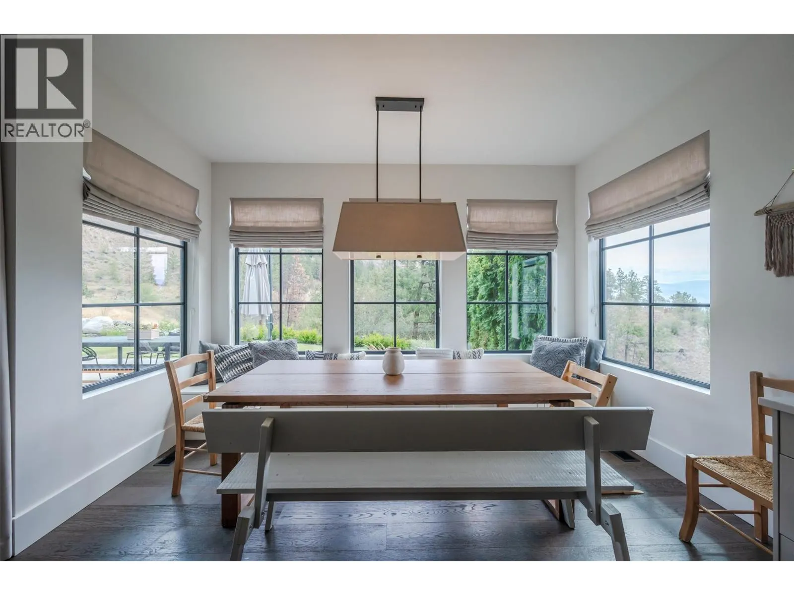 6709 VICTORIA Road Unit# 21