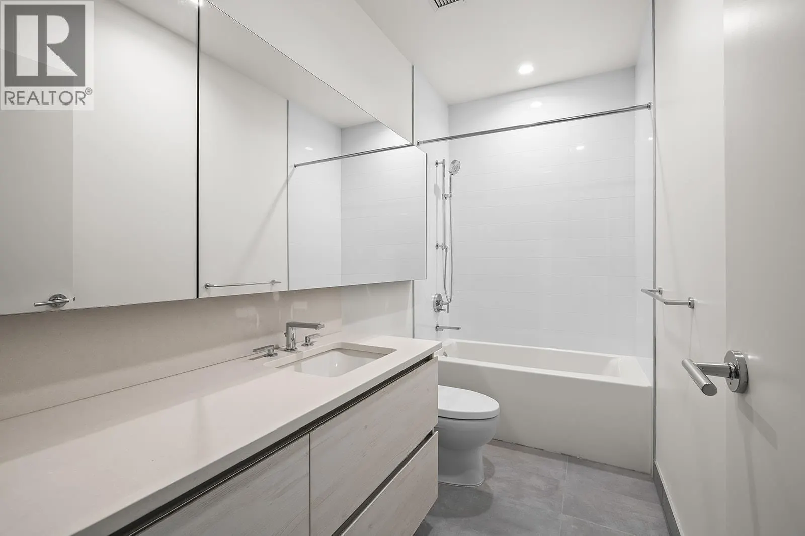 238 Leon Avenue Unit# 2108