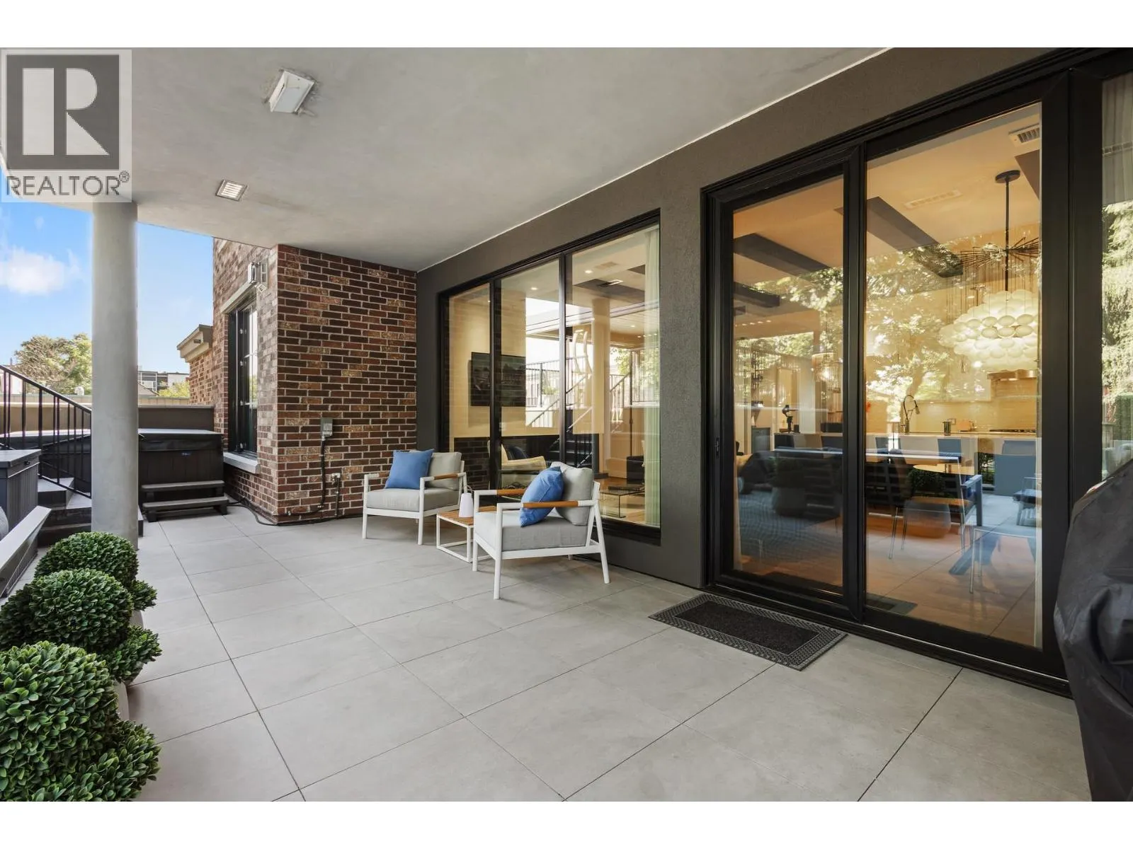 460 Groves Avenue Unit# 104
