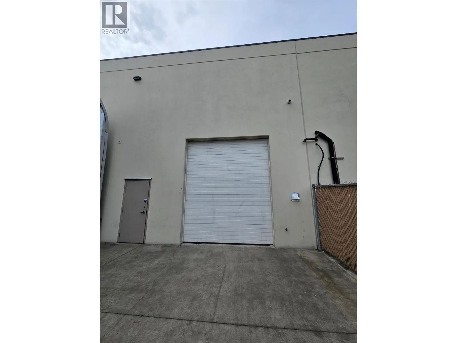 480 Neave Court Unit# 103