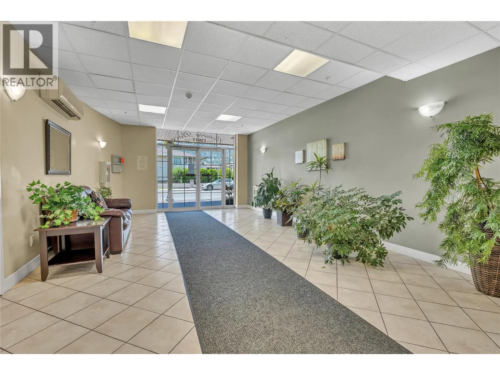 13615 Victoria Road N Unit# 206