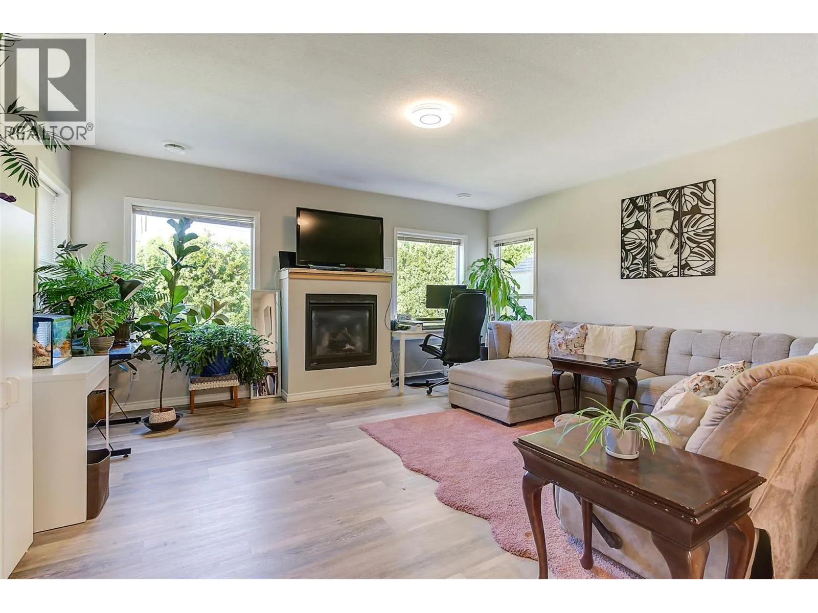 1420 Bentien Road