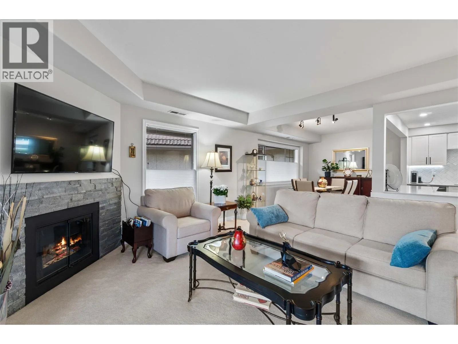 3335 Richter Street Unit# 213