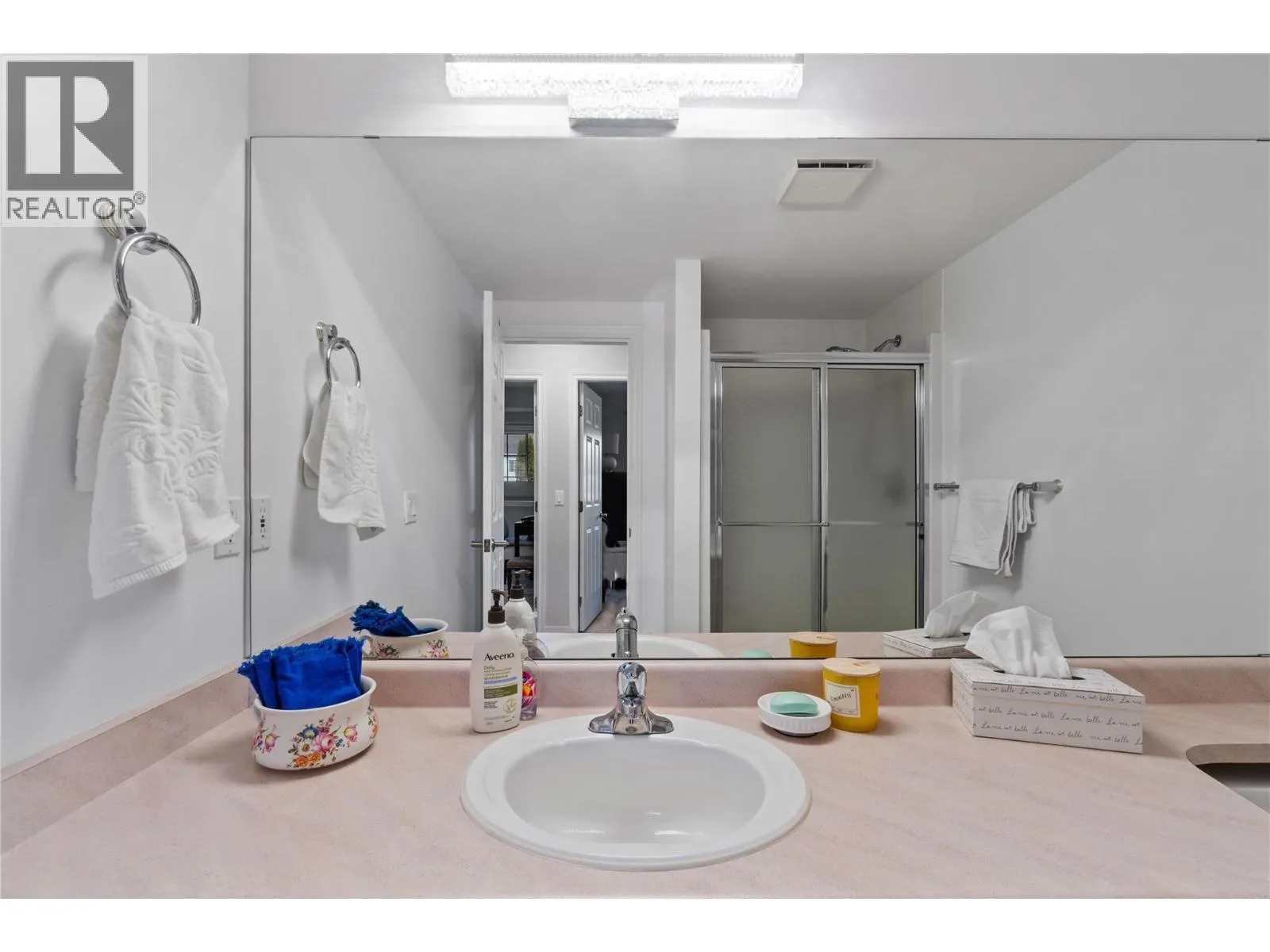 3335 Richter Street Unit# 213