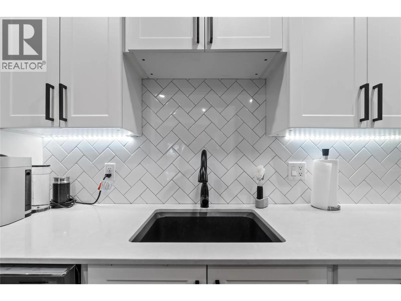 3335 Richter Street Unit# 213