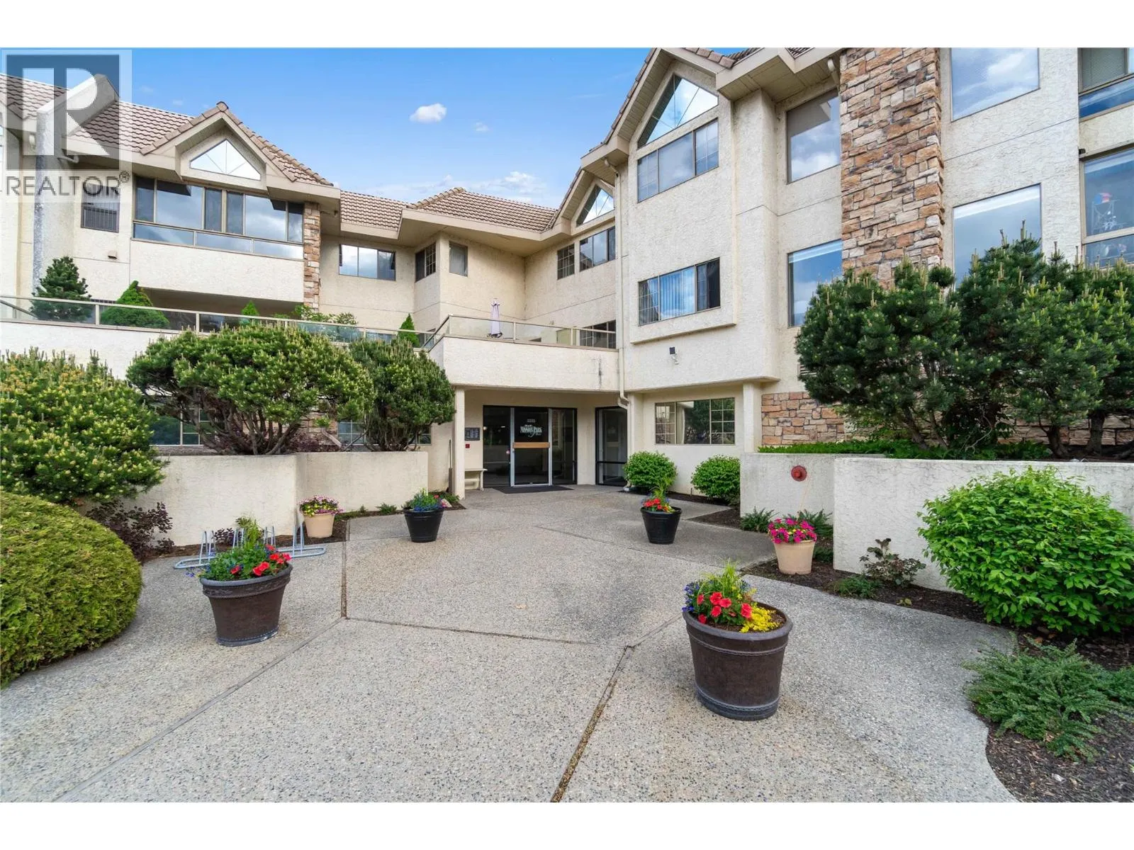 3335 Richter Street Unit# 213