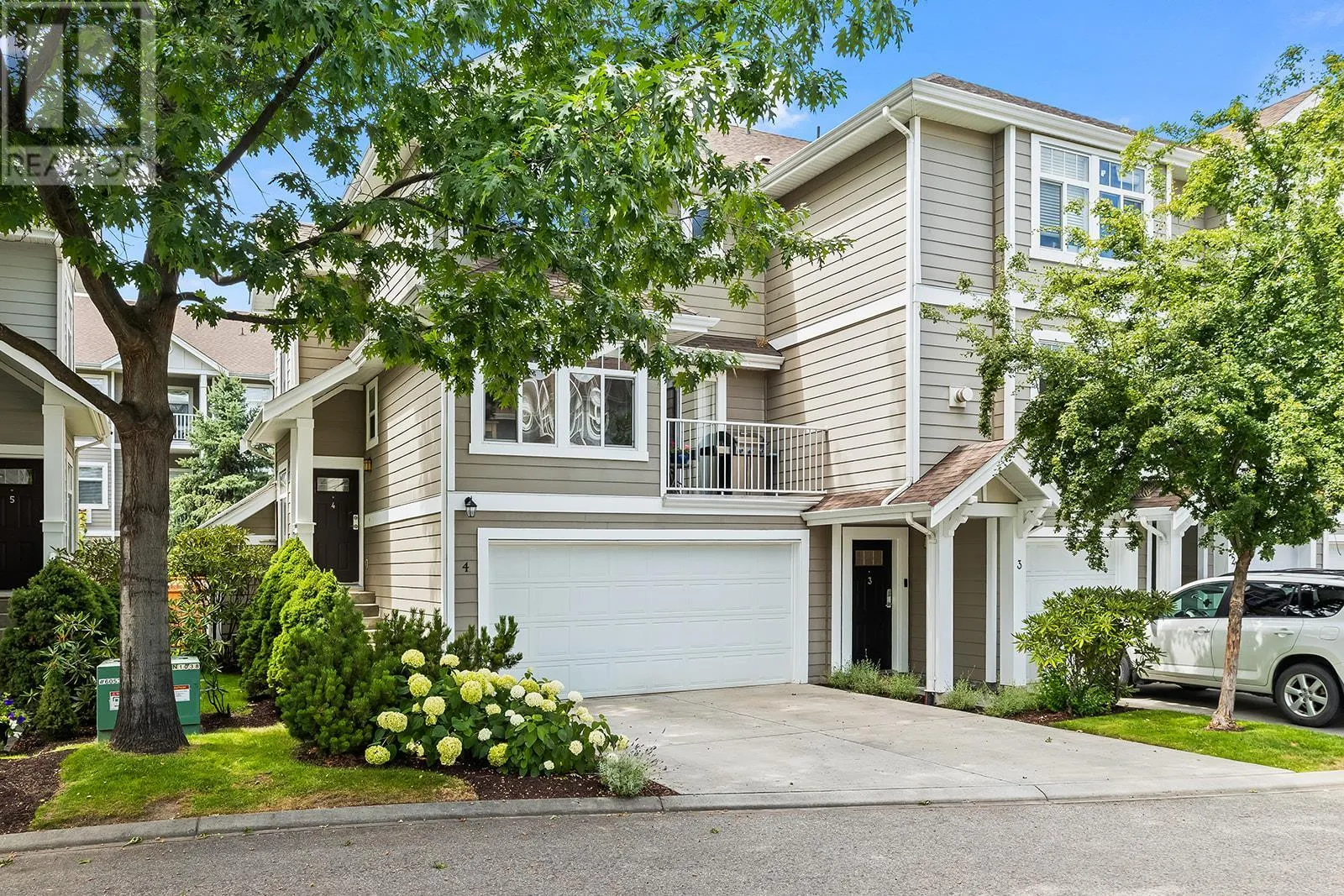 1853 Parkview Crescent Unit# 4