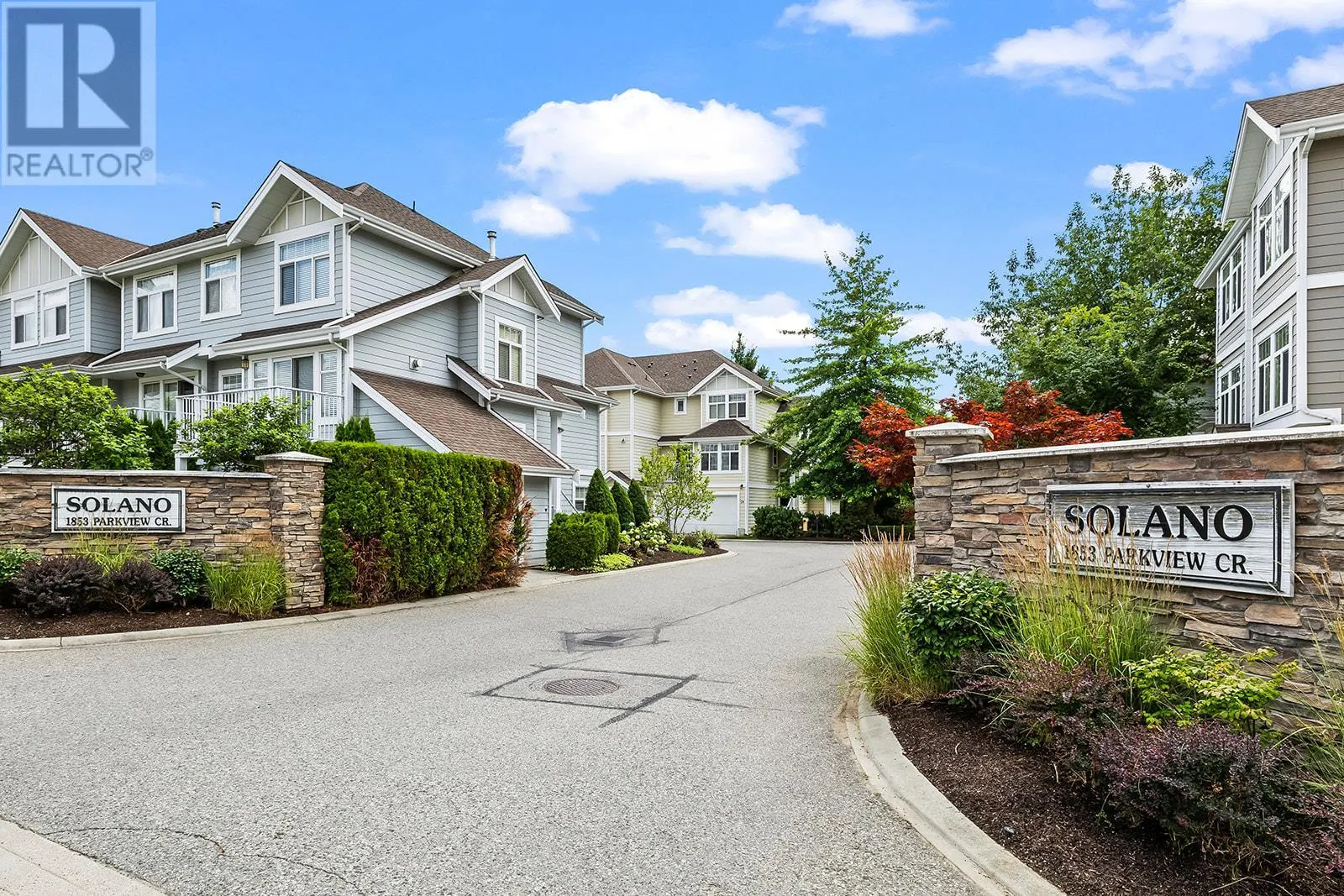 1853 Parkview Crescent Unit# 4
