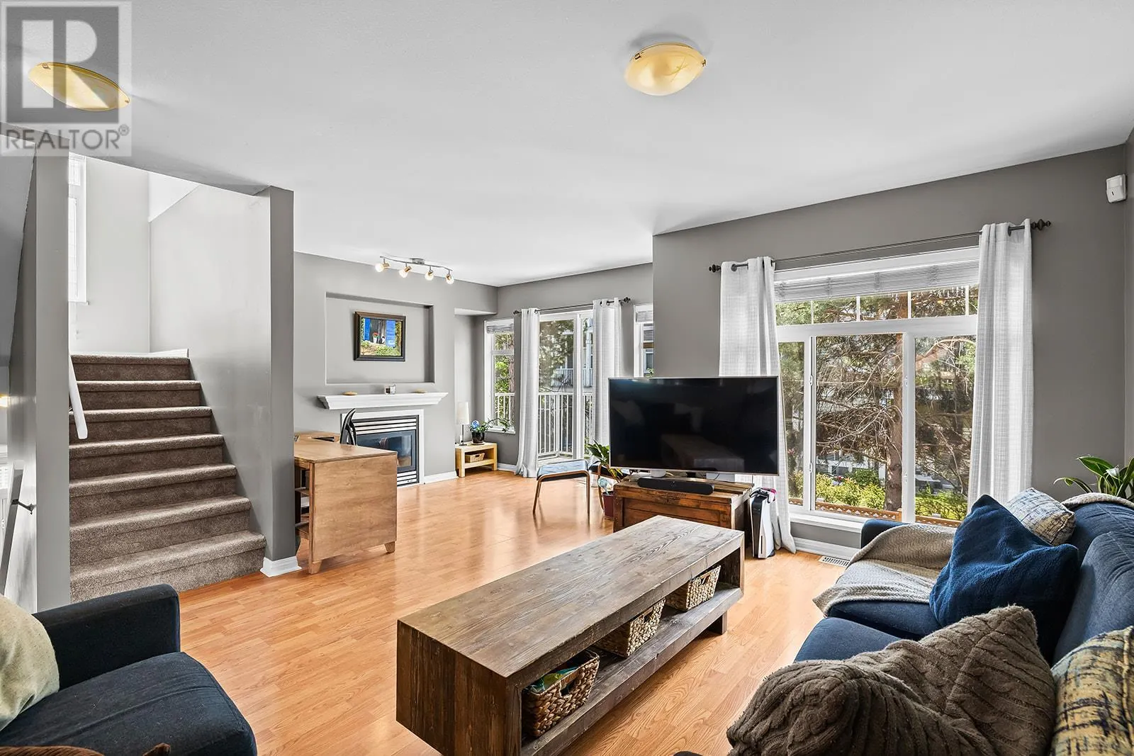 1853 Parkview Crescent Unit# 4