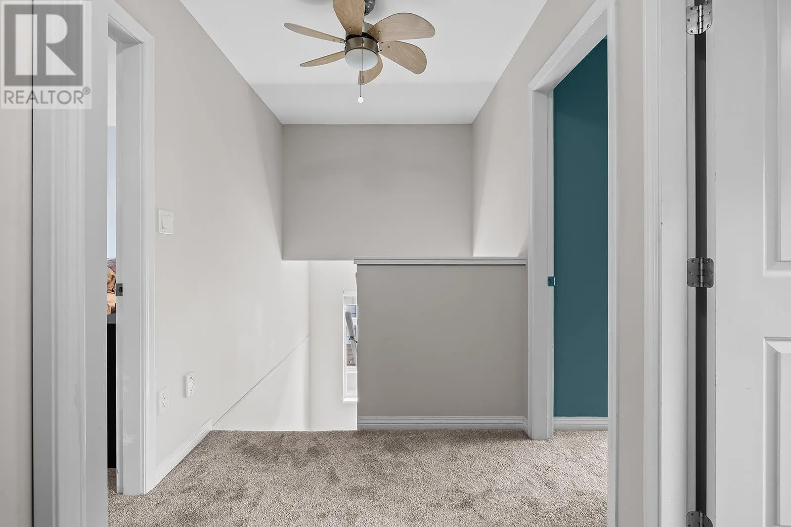 1853 Parkview Crescent Unit# 4