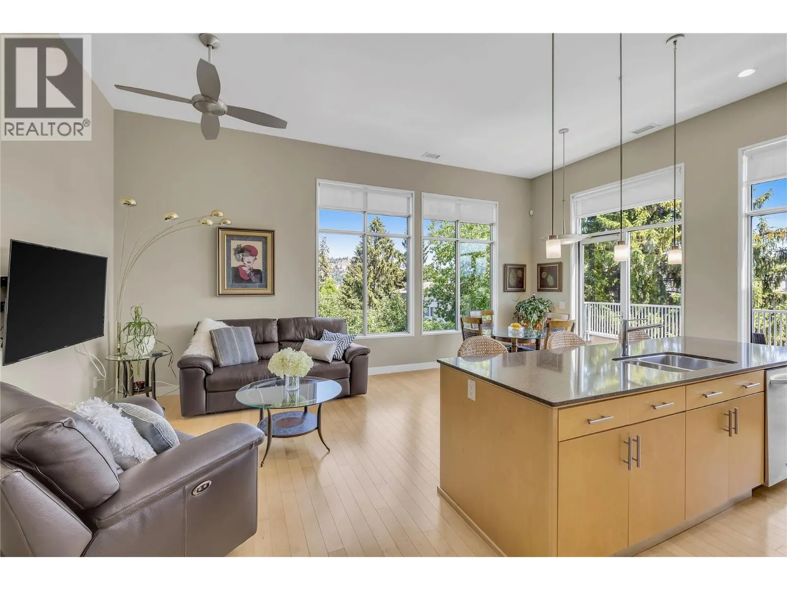 1495 Graham Street Unit# 409