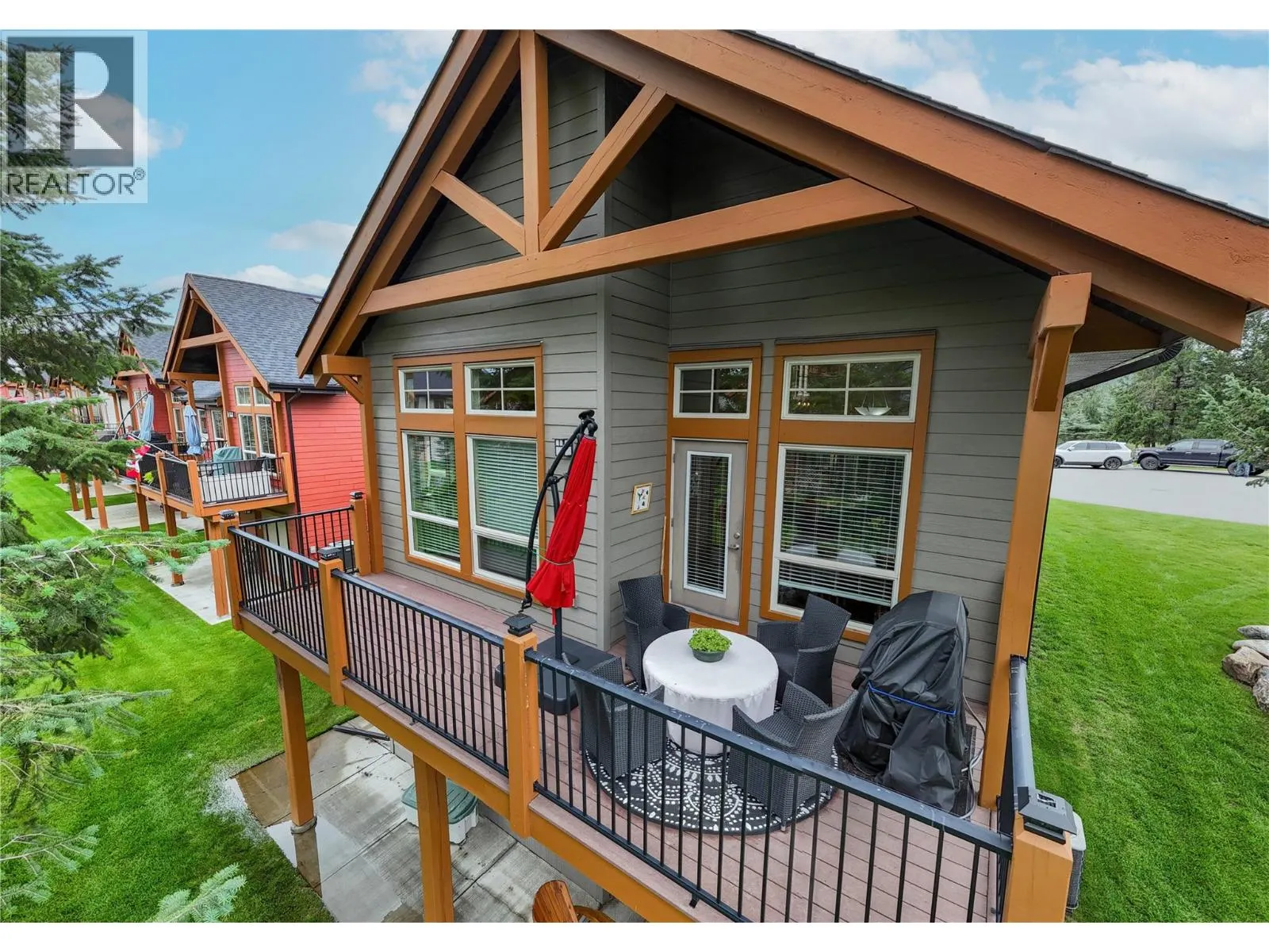 233 BOULDER  NW Creek