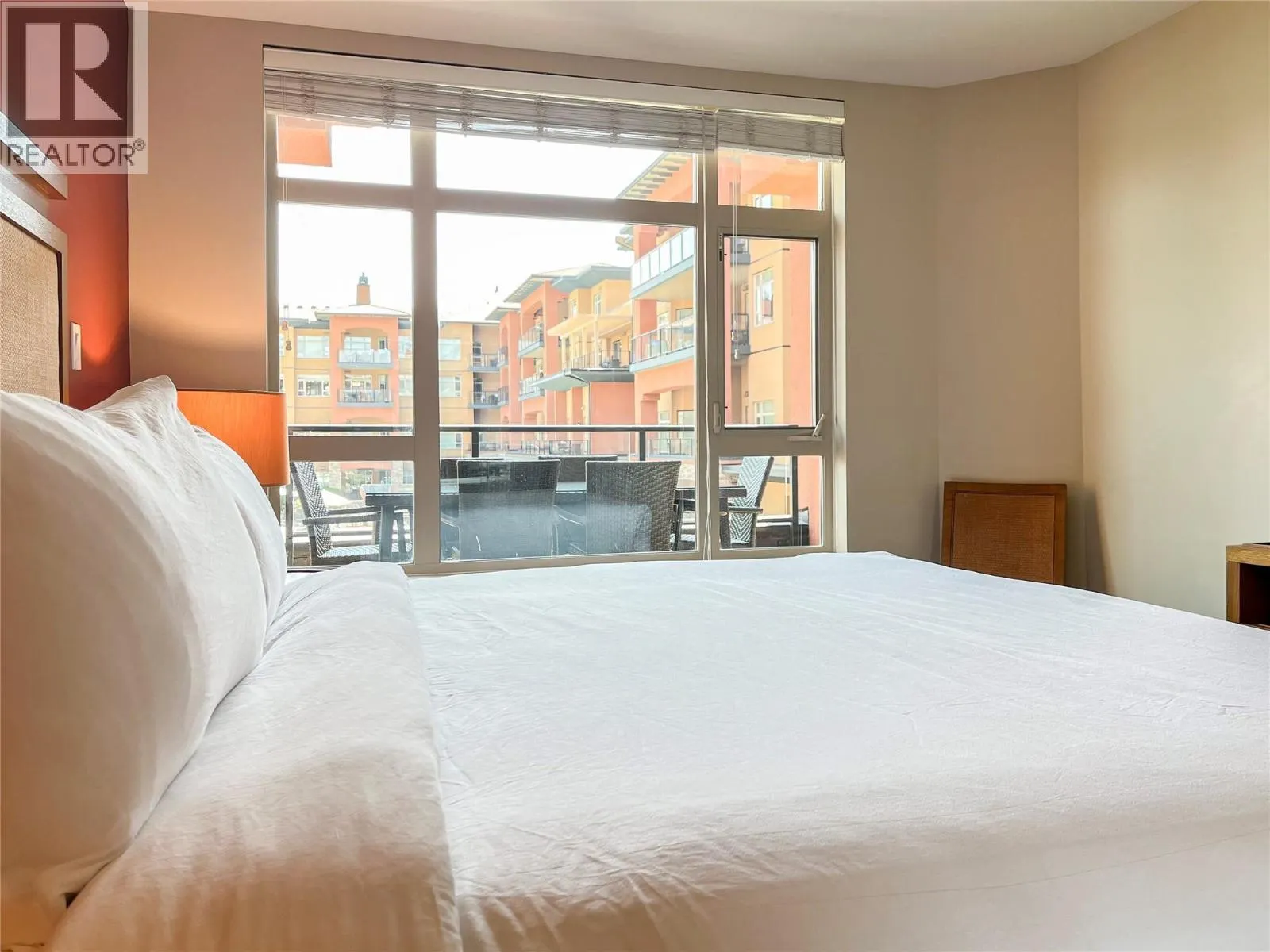 15 Park Place Unit# 201