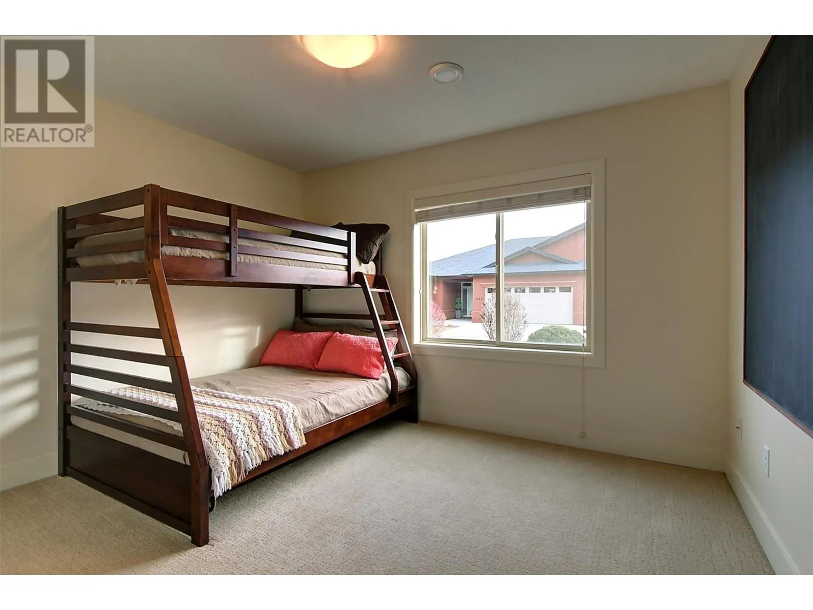2190 Alvarado Trail
