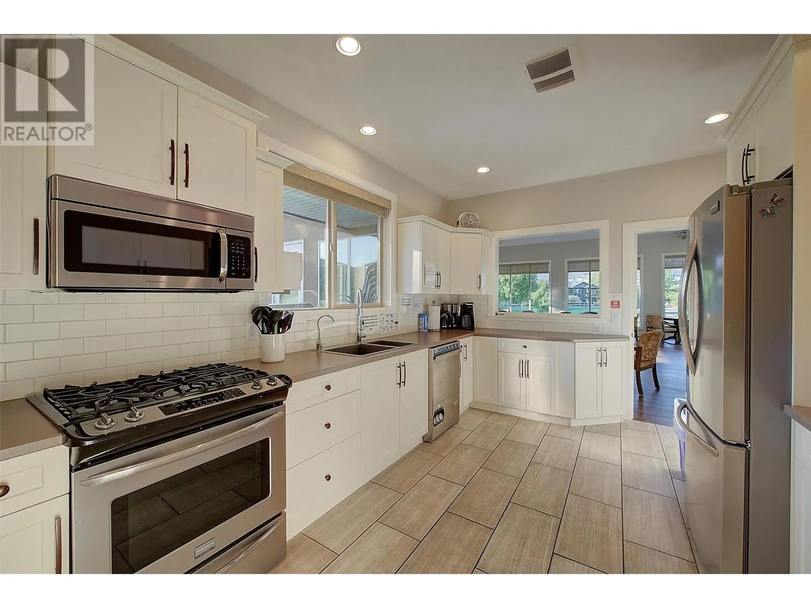 2190 Alvarado Trail