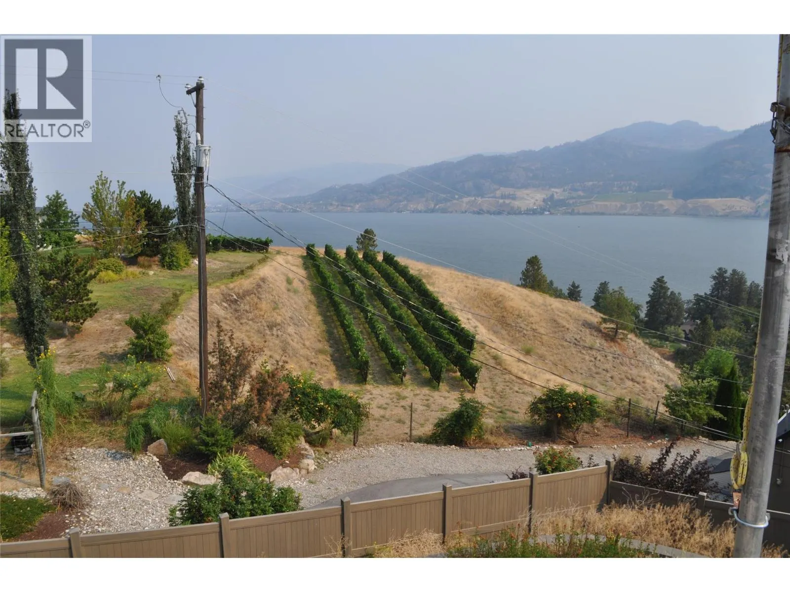 910 Pineview Drive