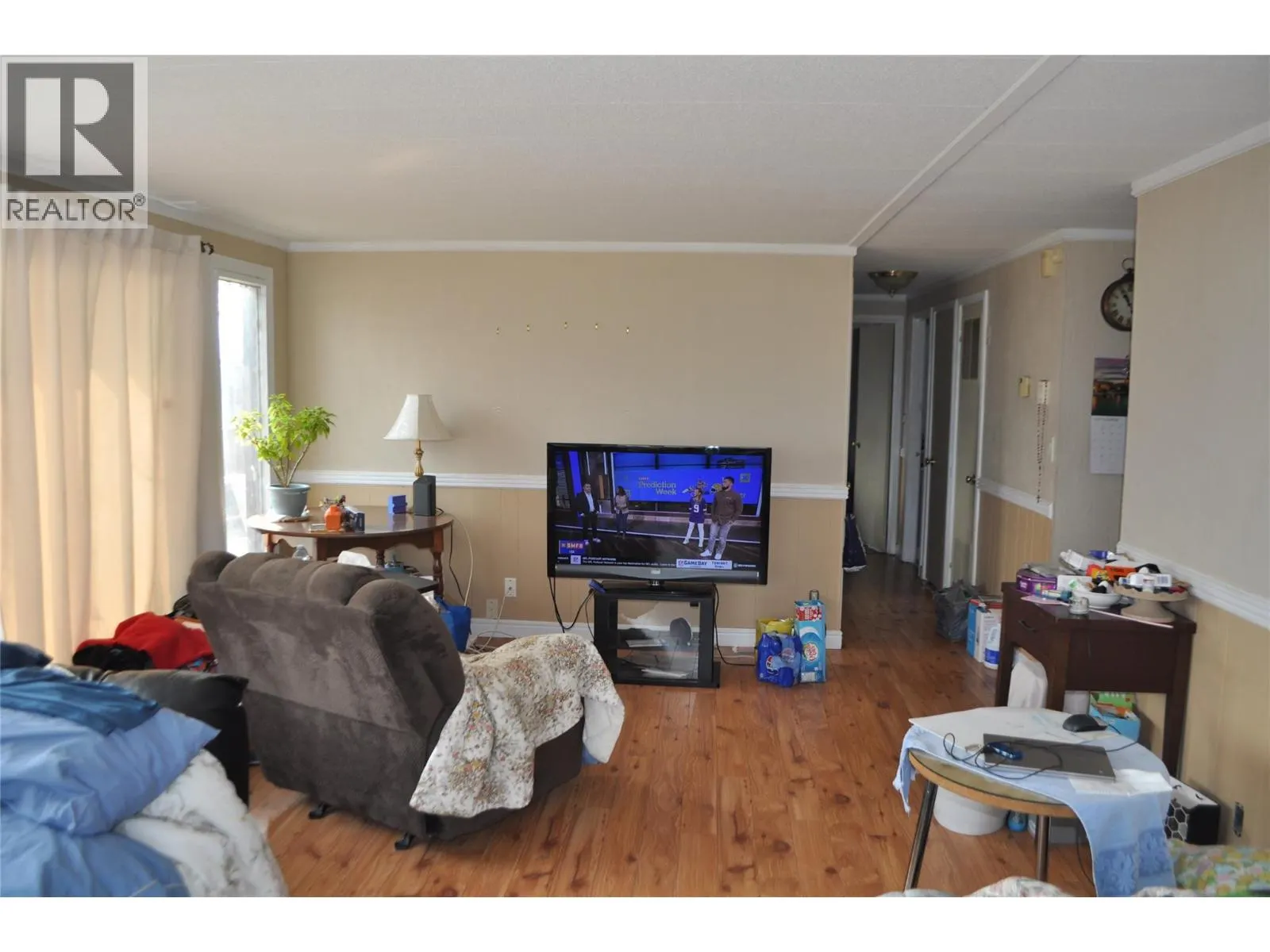 910 Pineview Drive
