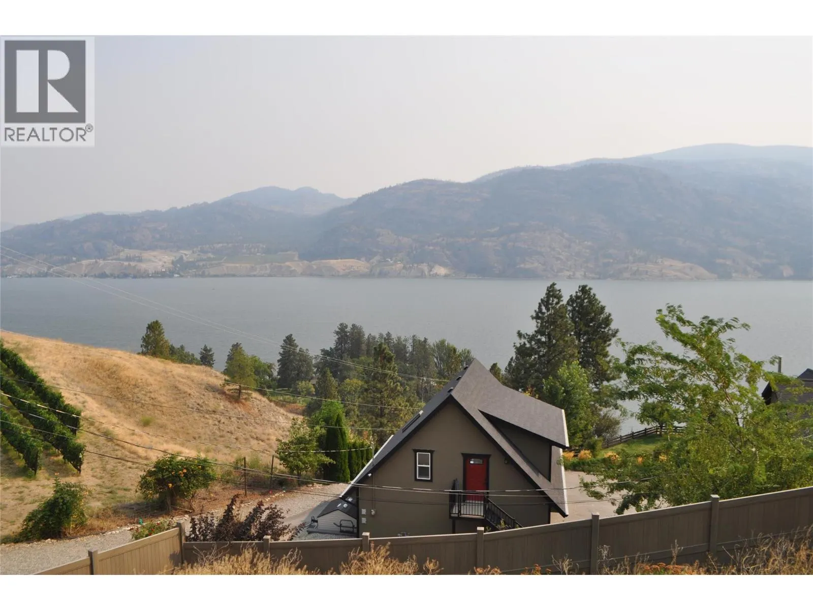 910 Pineview Drive