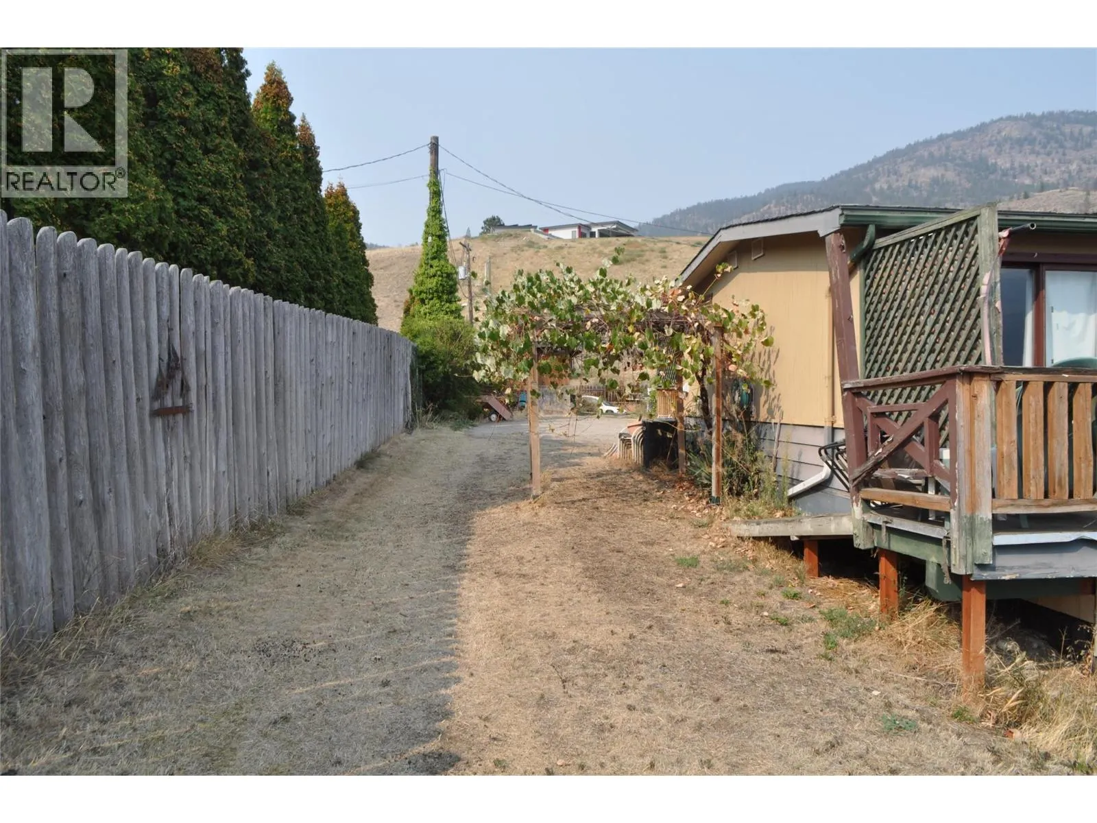 910 Pineview Drive