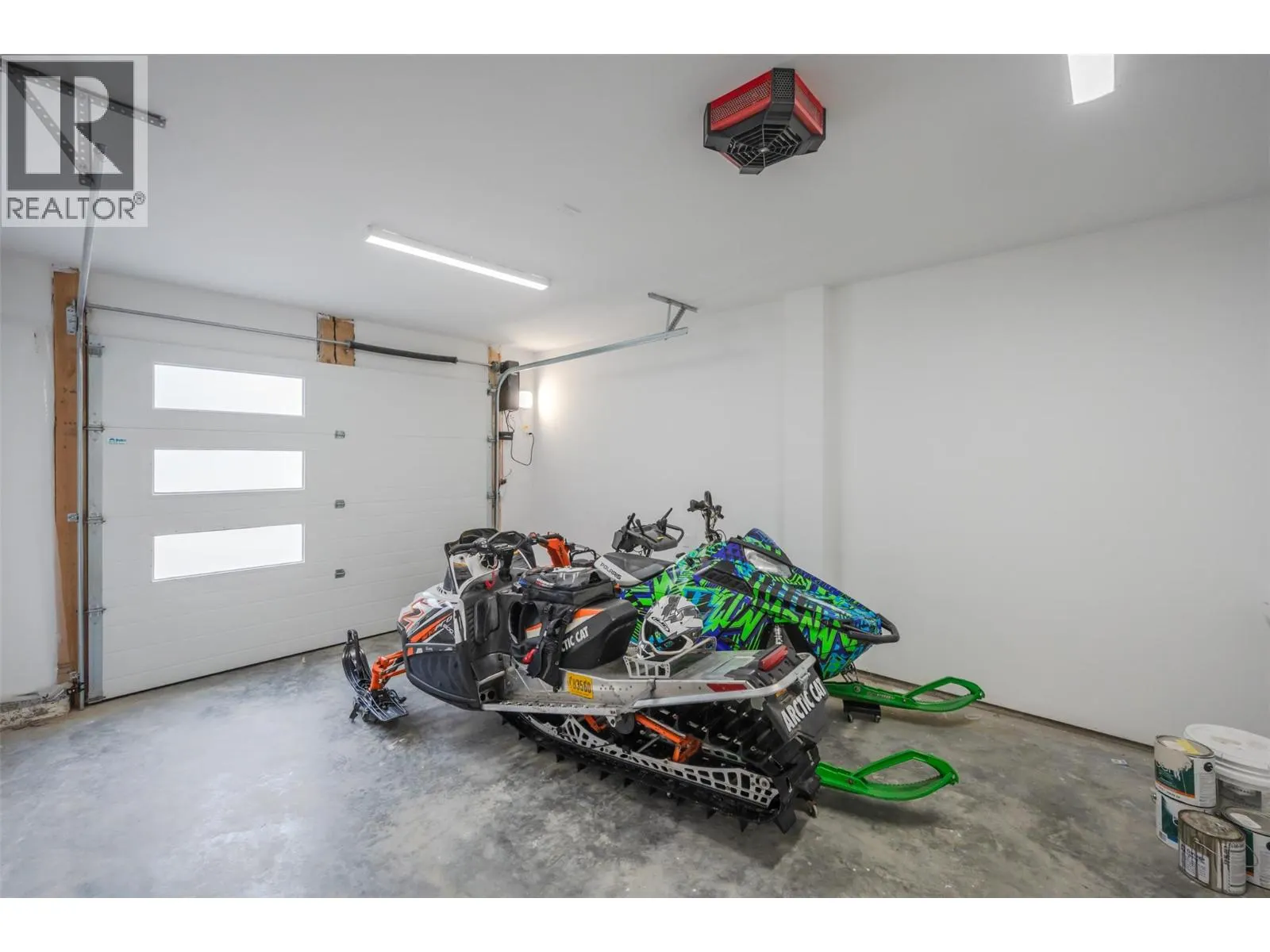 144 CLEARVIEW Crescent Unit# SL2